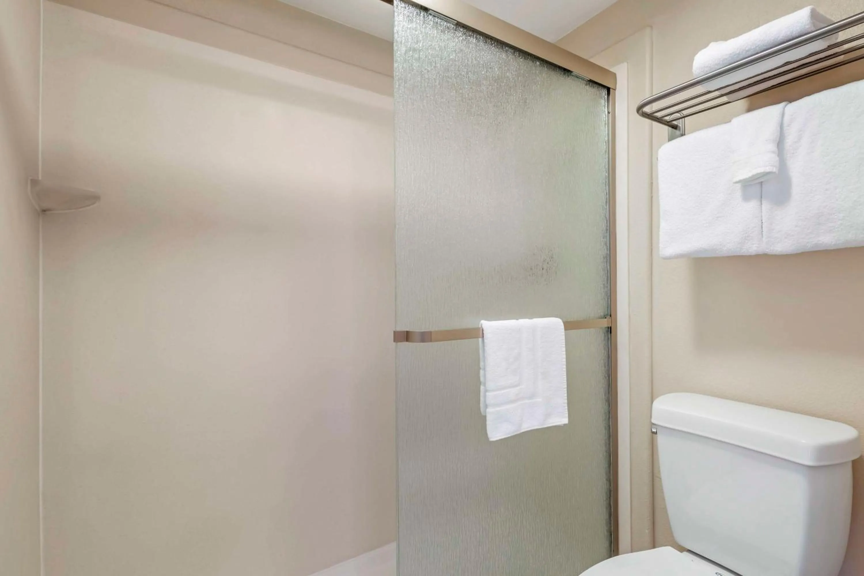 Bathroom in Best Western Denver Southwest