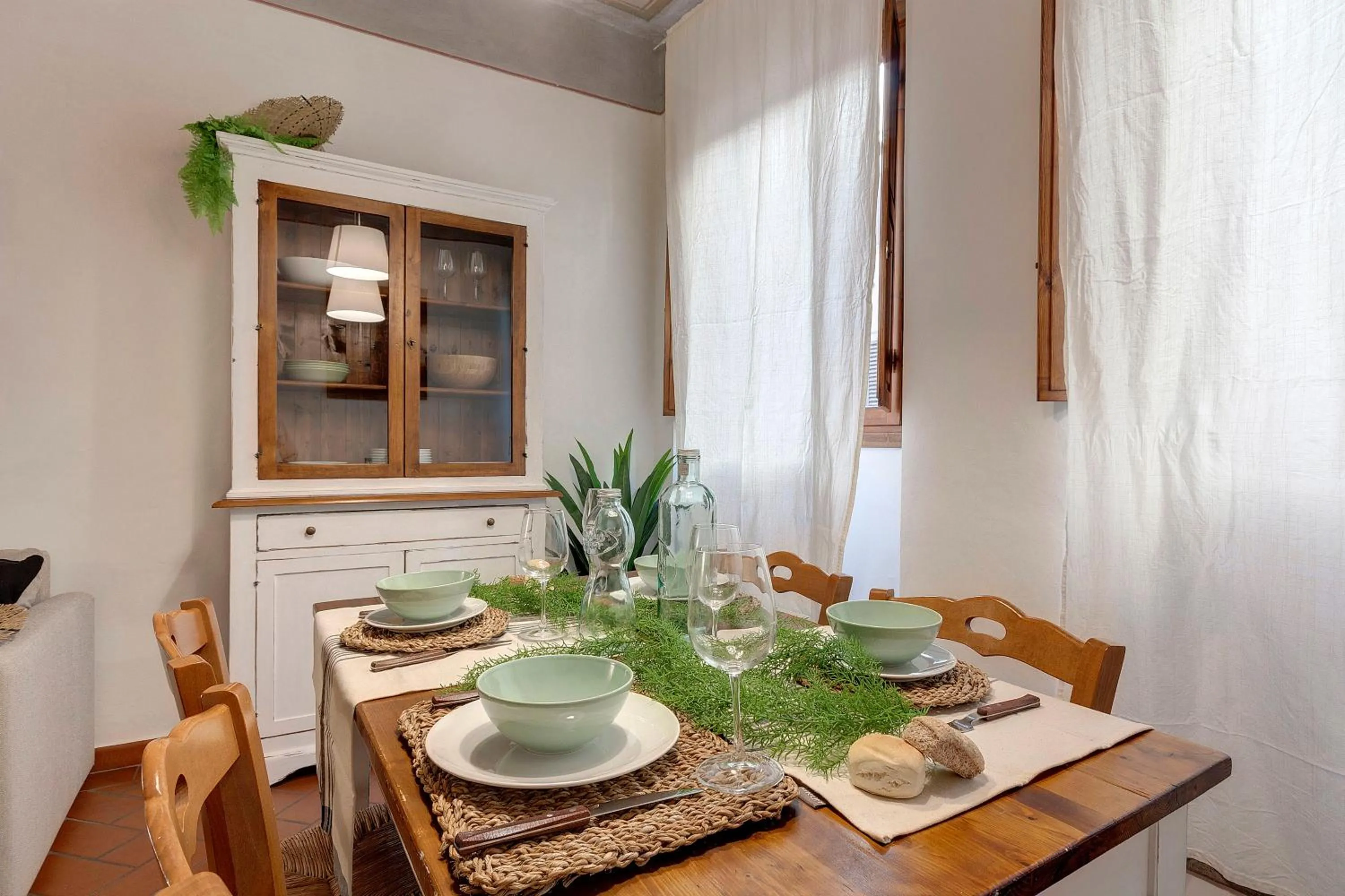 Ghibellina Apartment by Mamo Florence