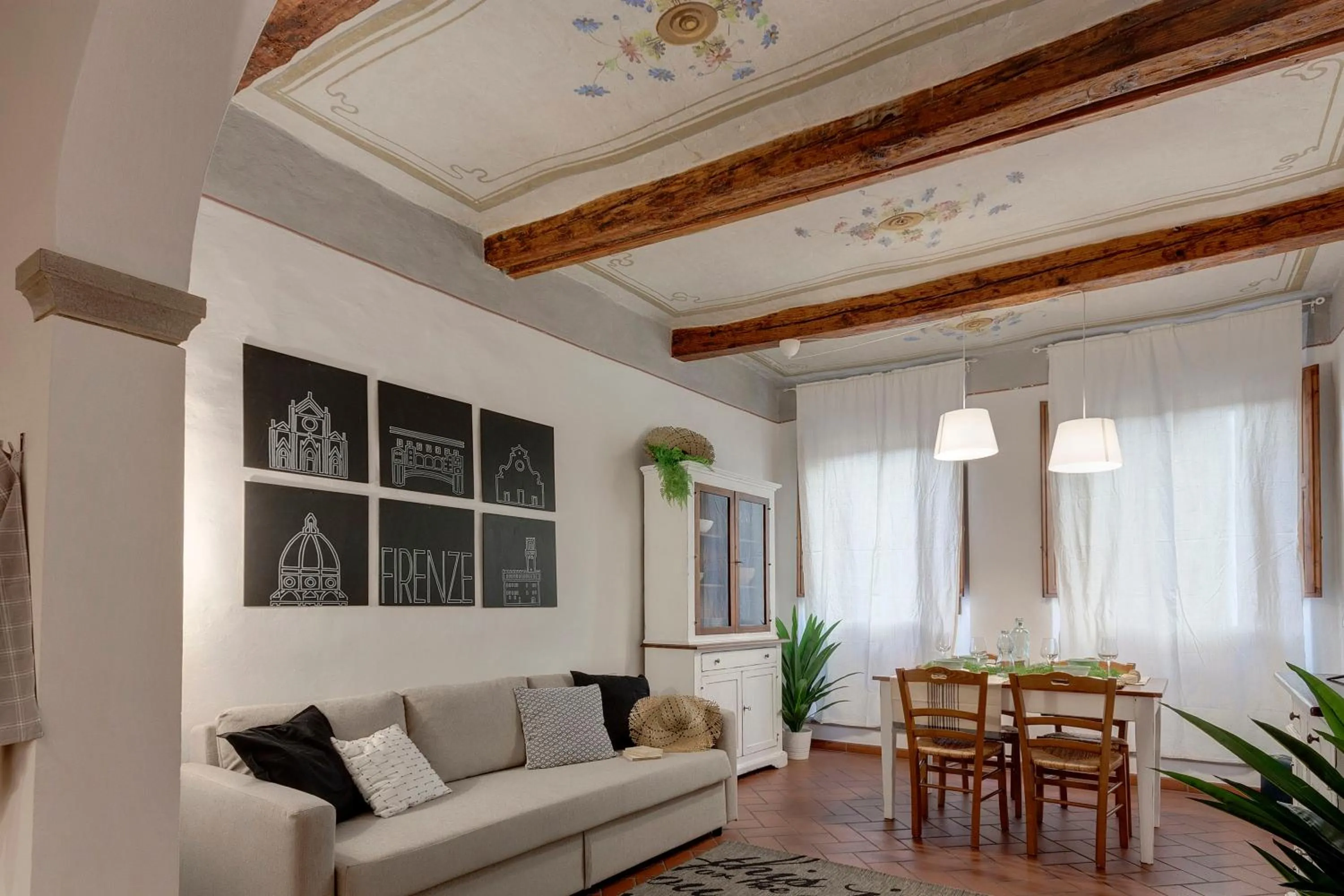 Ghibellina Apartment by Mamo Florence