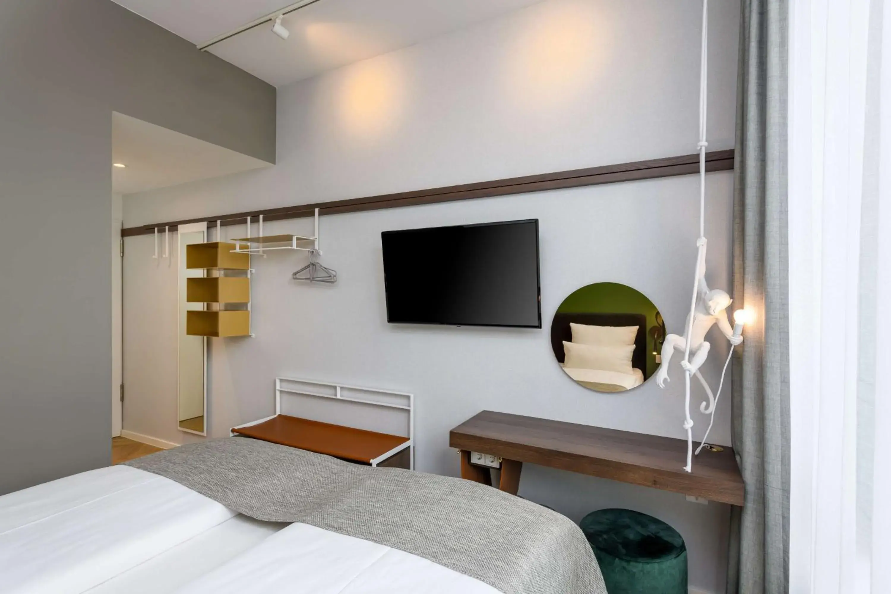 Bedroom, Bed in Flightgate Munich Airport Hotel, a member of Radisson Individuals Bedroom, Bed in Flightgate Munich Airport Hotel, a member of Radisson Individuals