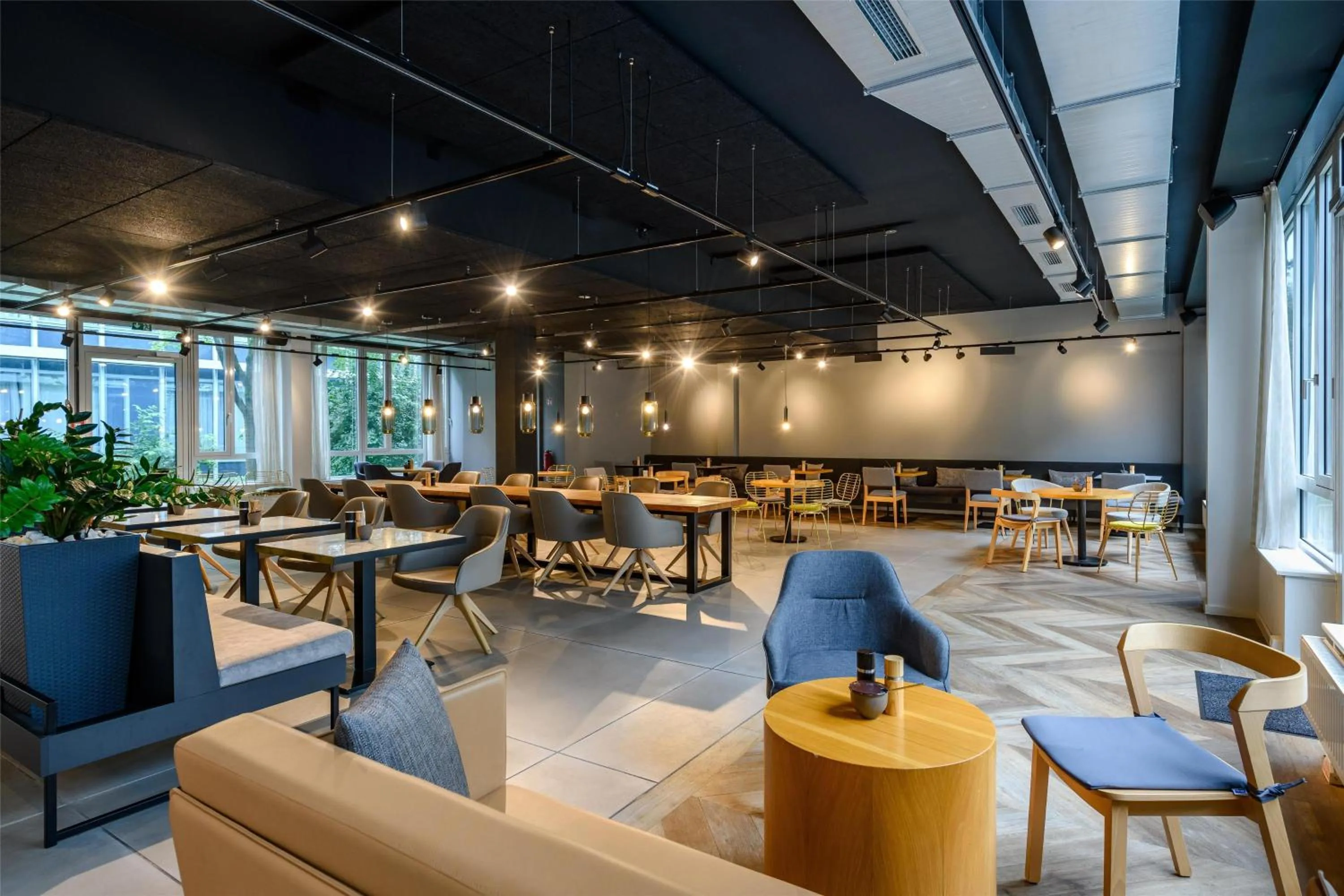 Restaurant/places to eat in Flightgate Munich Airport Hotel, a member of Radisson Individuals