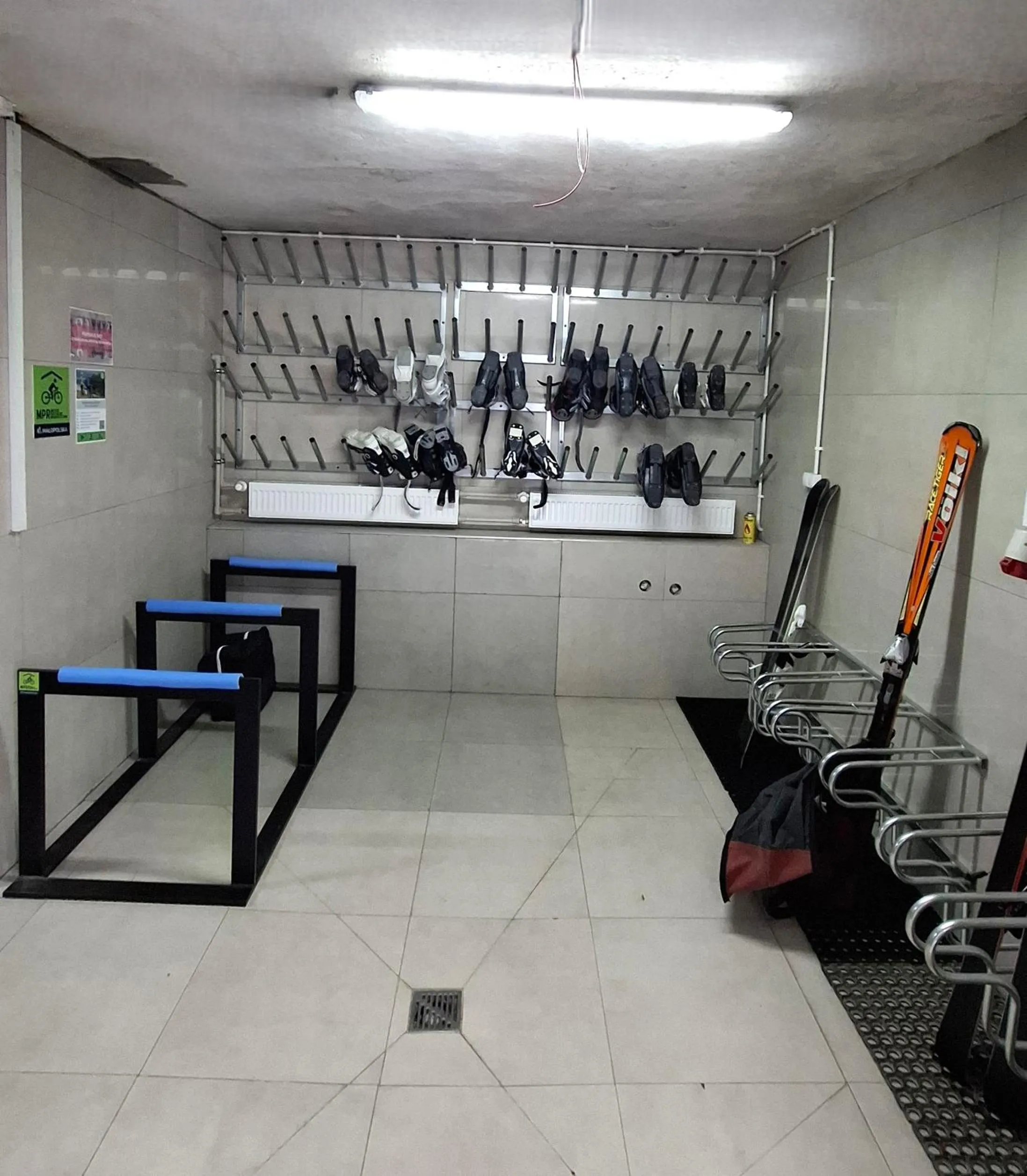 Skiing in Willa ŻeglarSki