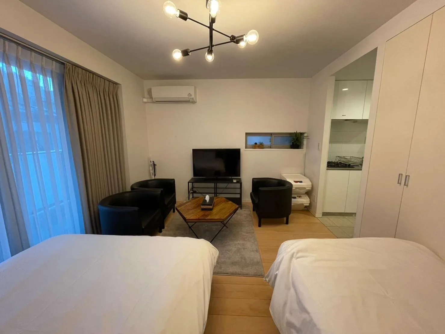 Bed in SALON Shibuya