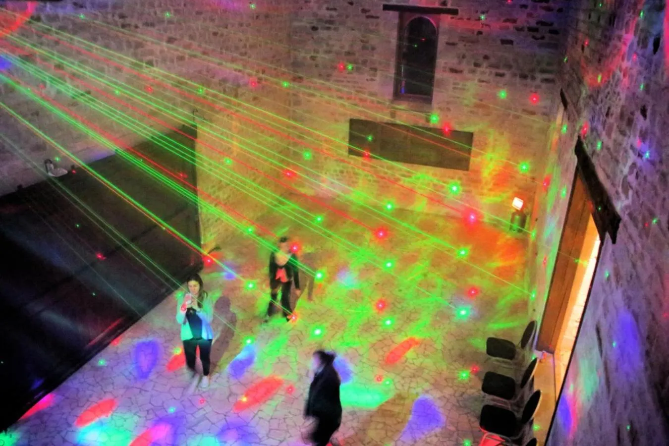 Evening entertainment in Château du Bû