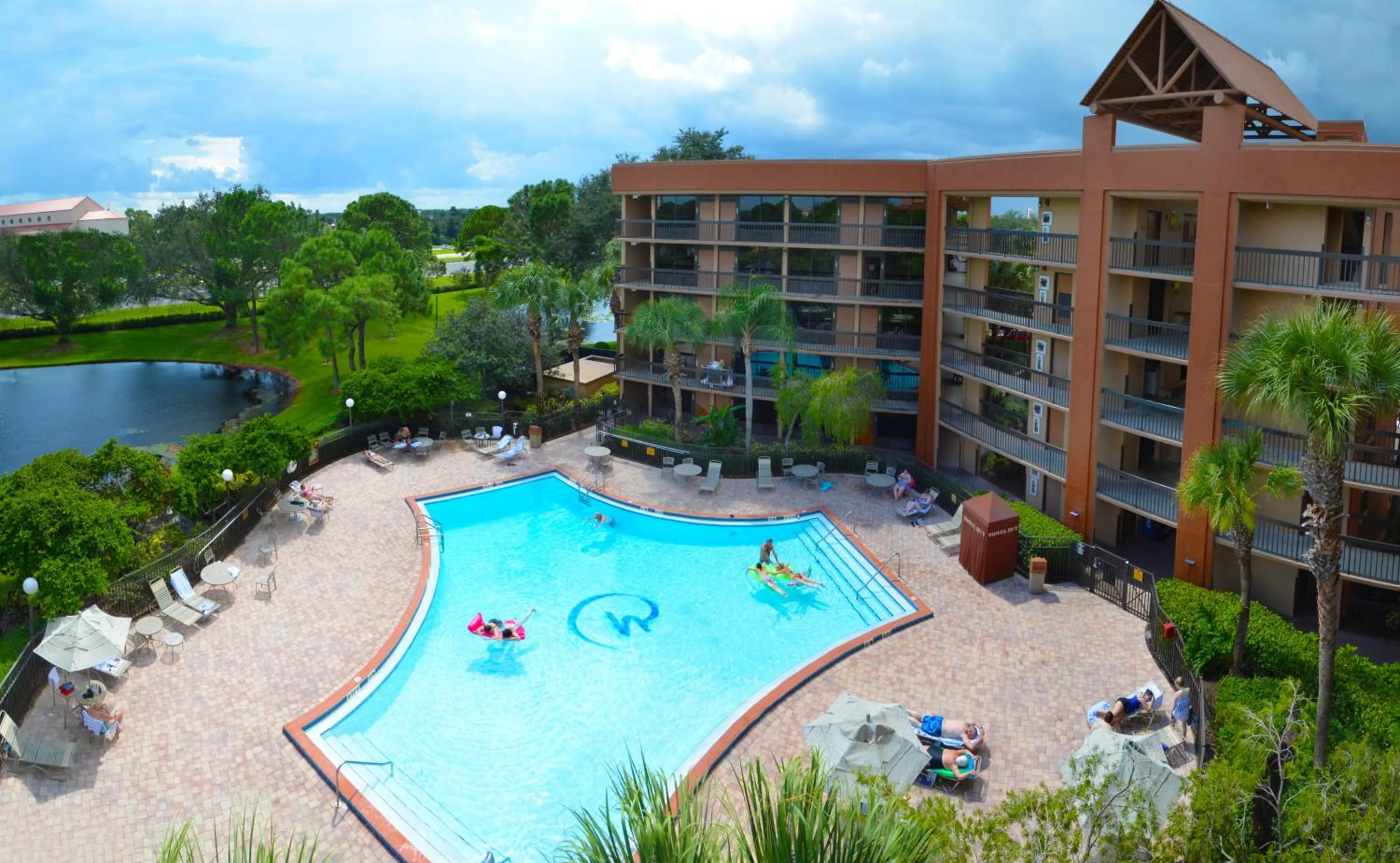 Property building in Rosen Inn Lake Buena Vista