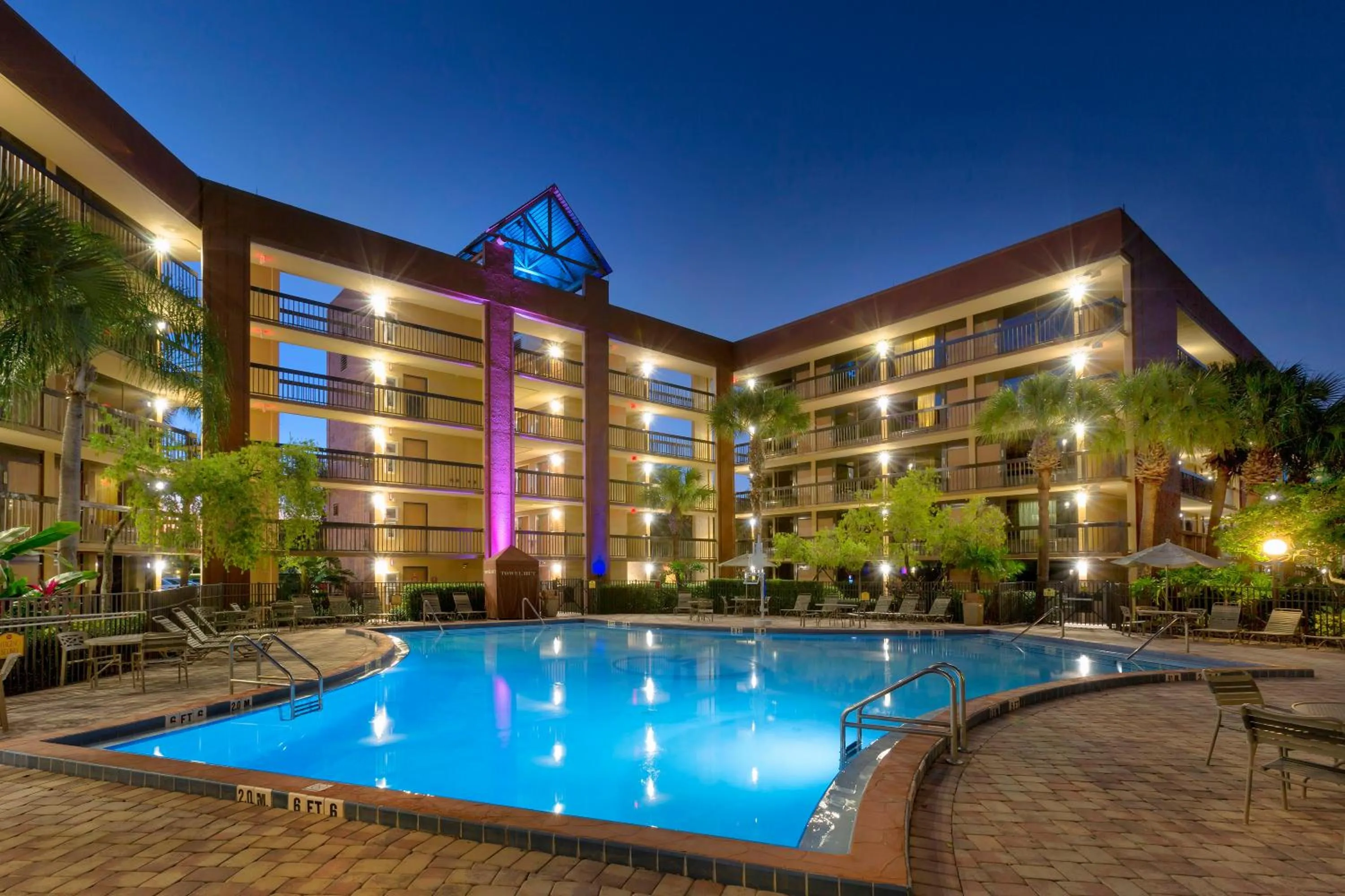 Property building in Rosen Inn Lake Buena Vista