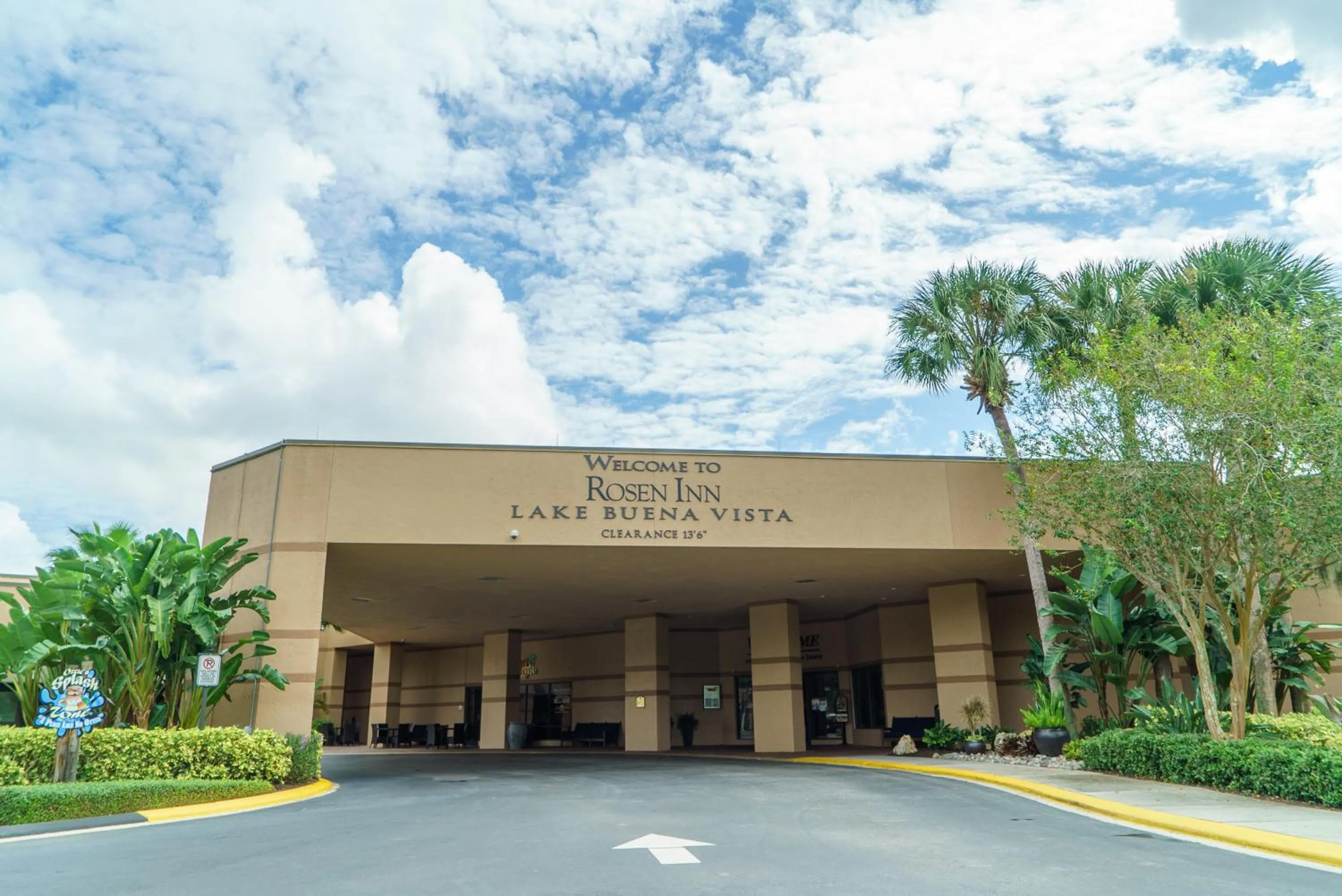 Property building in Rosen Inn Lake Buena Vista