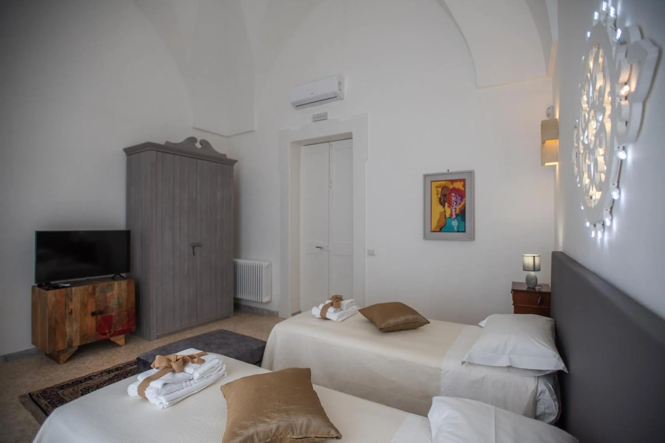 Bed in B&B Don Alessandro