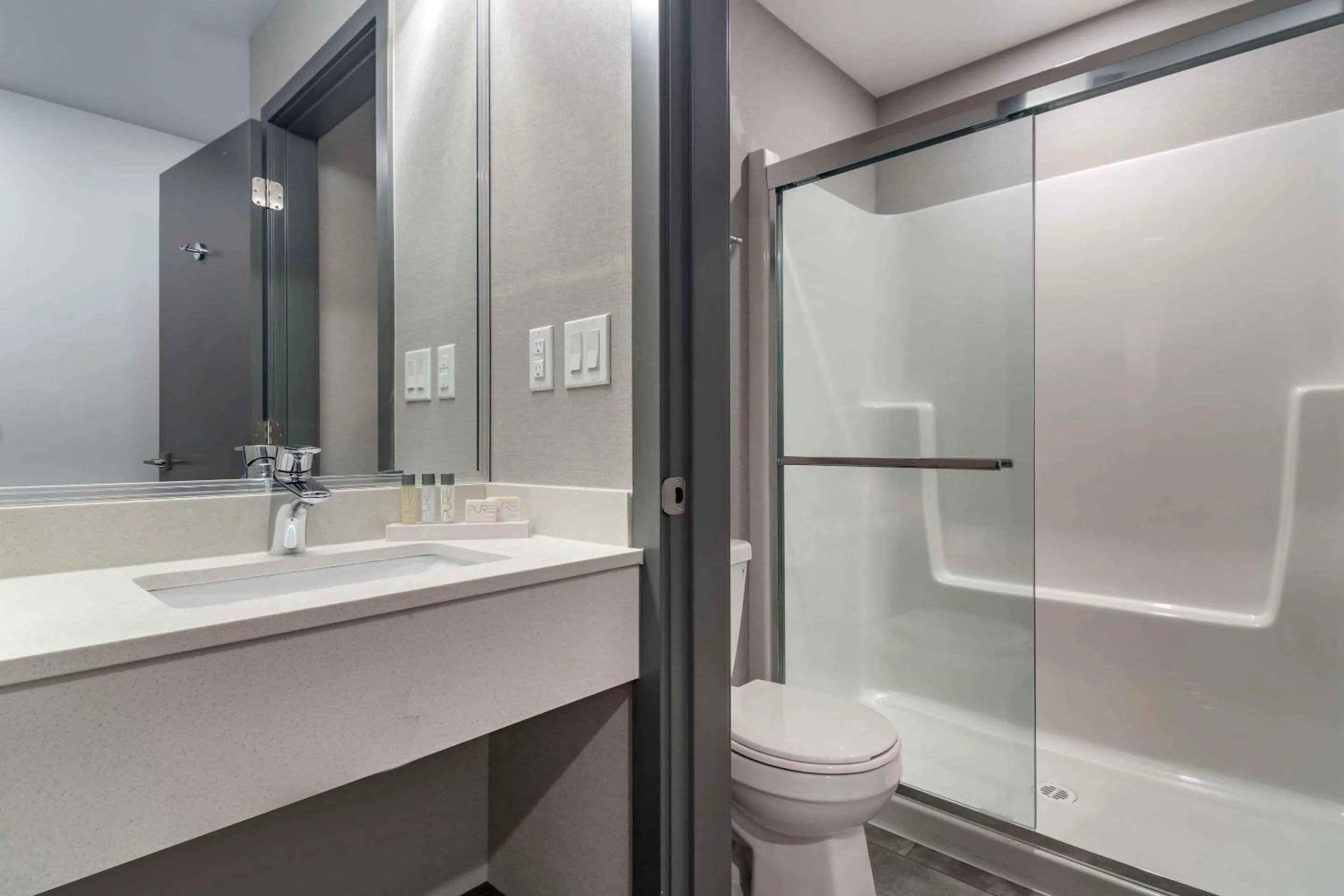 Bedroom in The Hue Hotel, an Ascend Collection Hotel