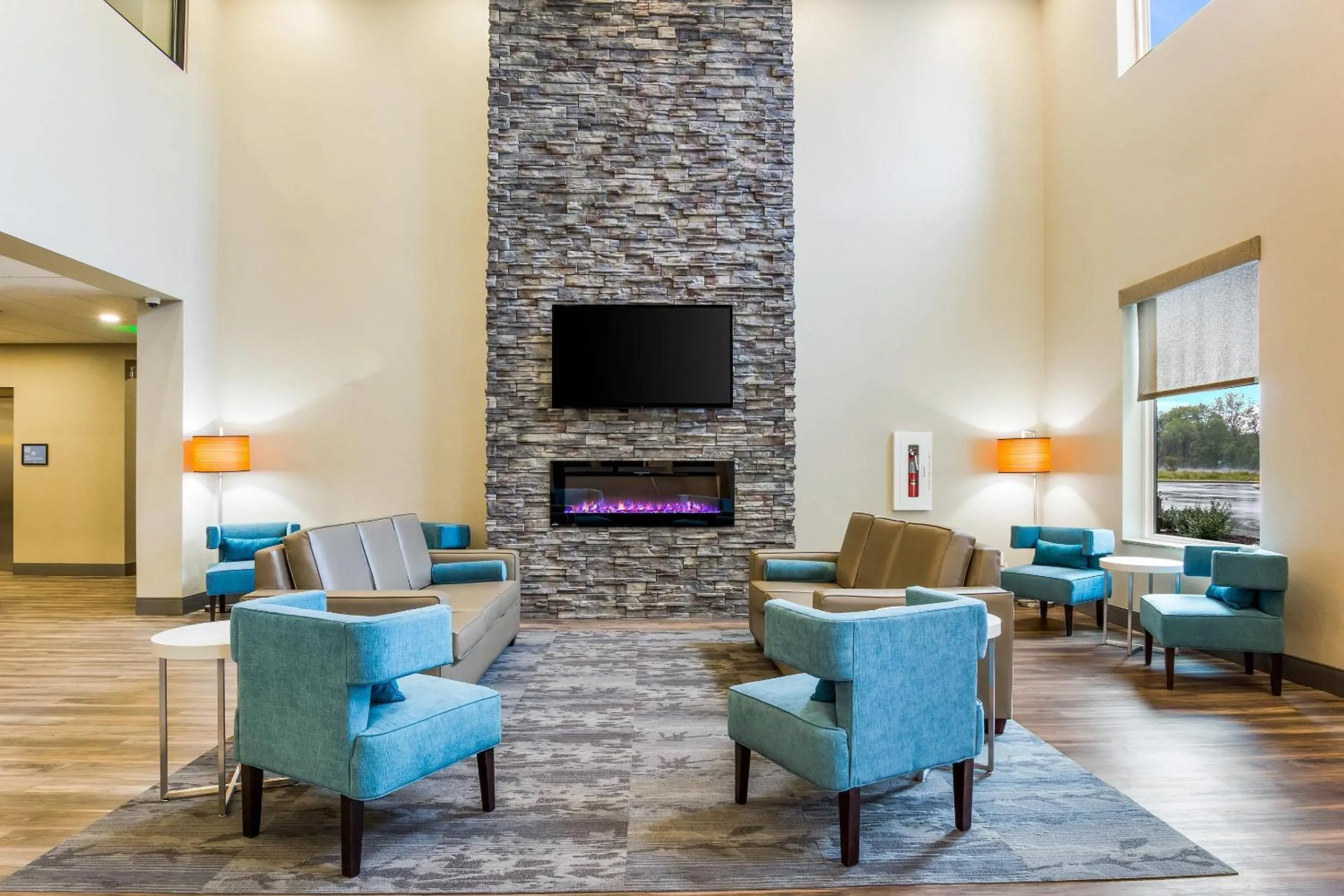 Lobby or reception in MainStay Suites Winfield-Teays Valley