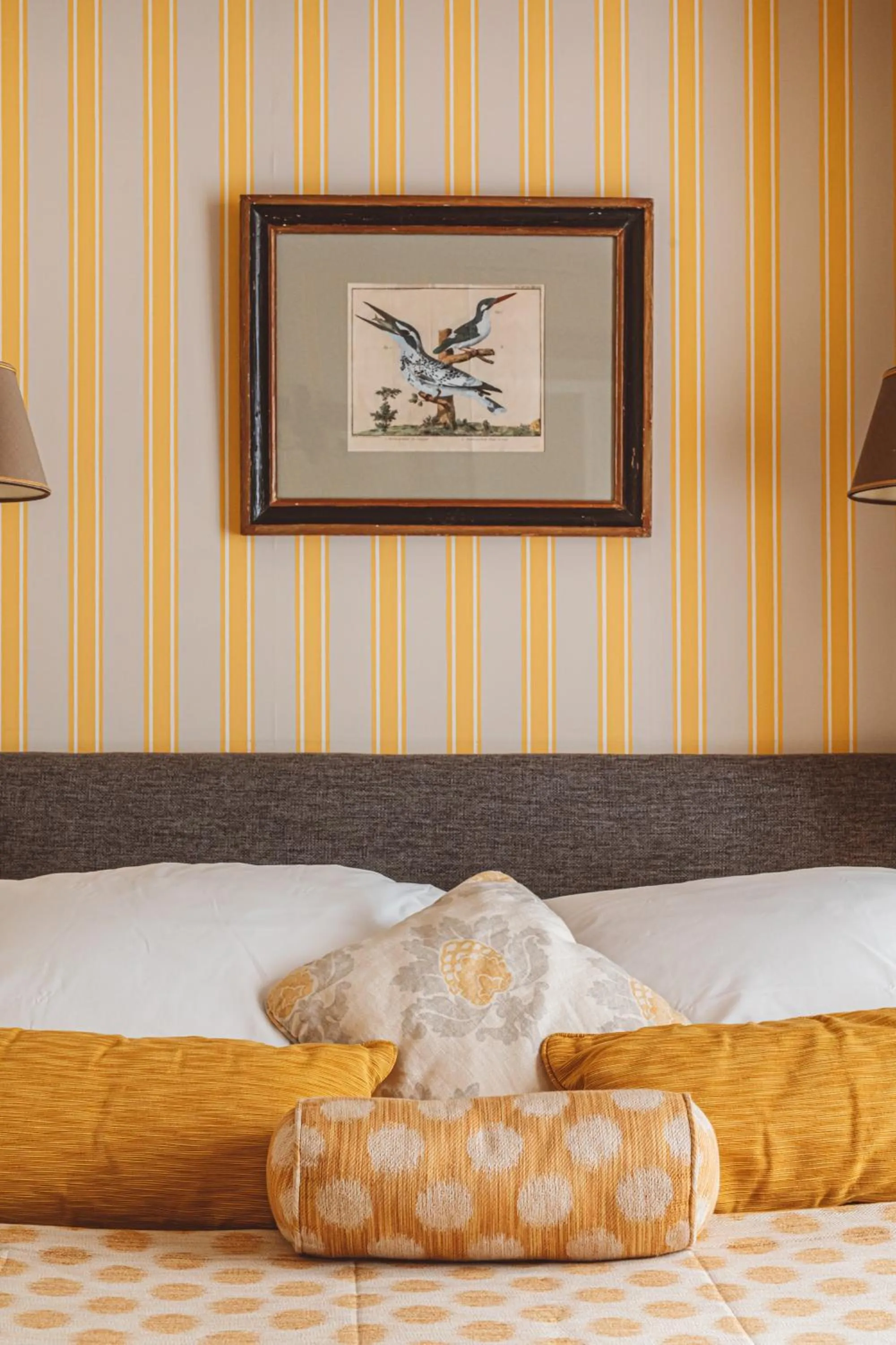 Bed in Hôtel de l'Abbaye