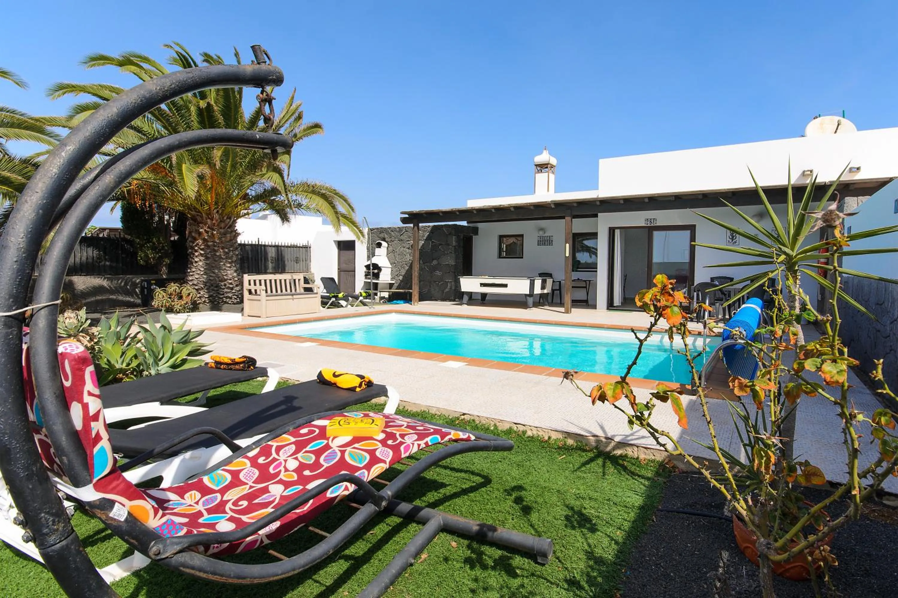 Property building in Villa Mariola