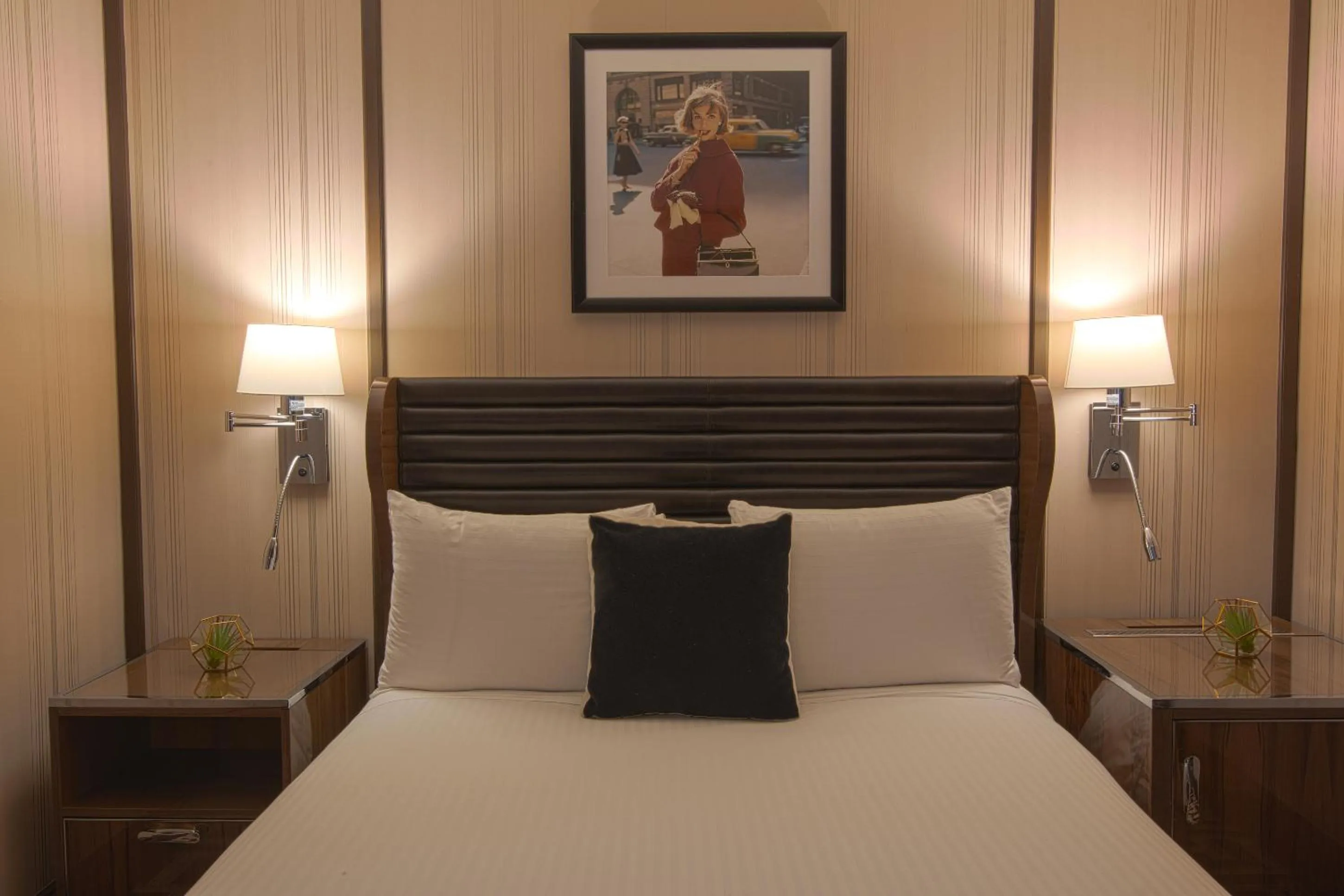 Bed in Iroquois New York Times Square