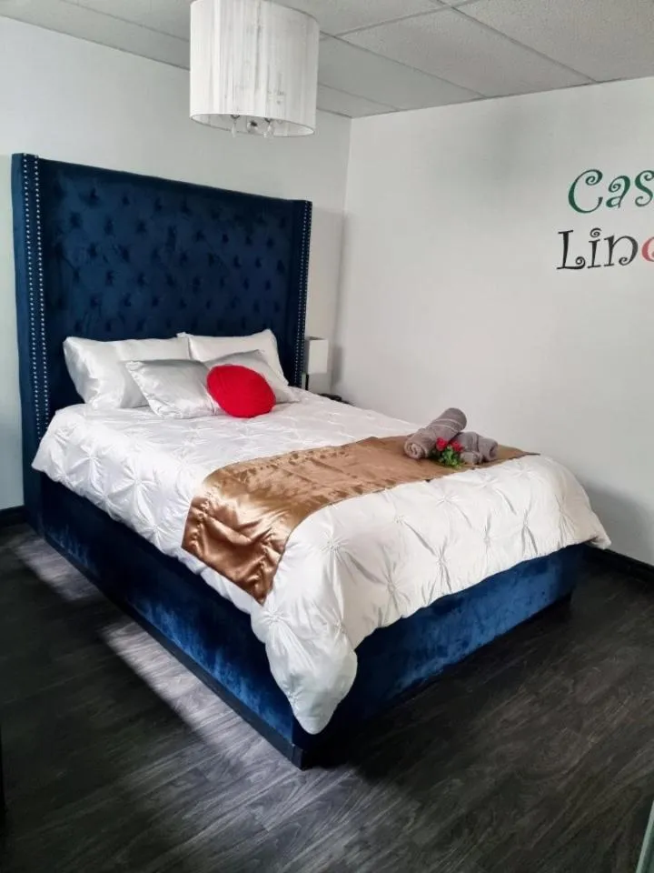 Bed in Casa Linda Victoriaville