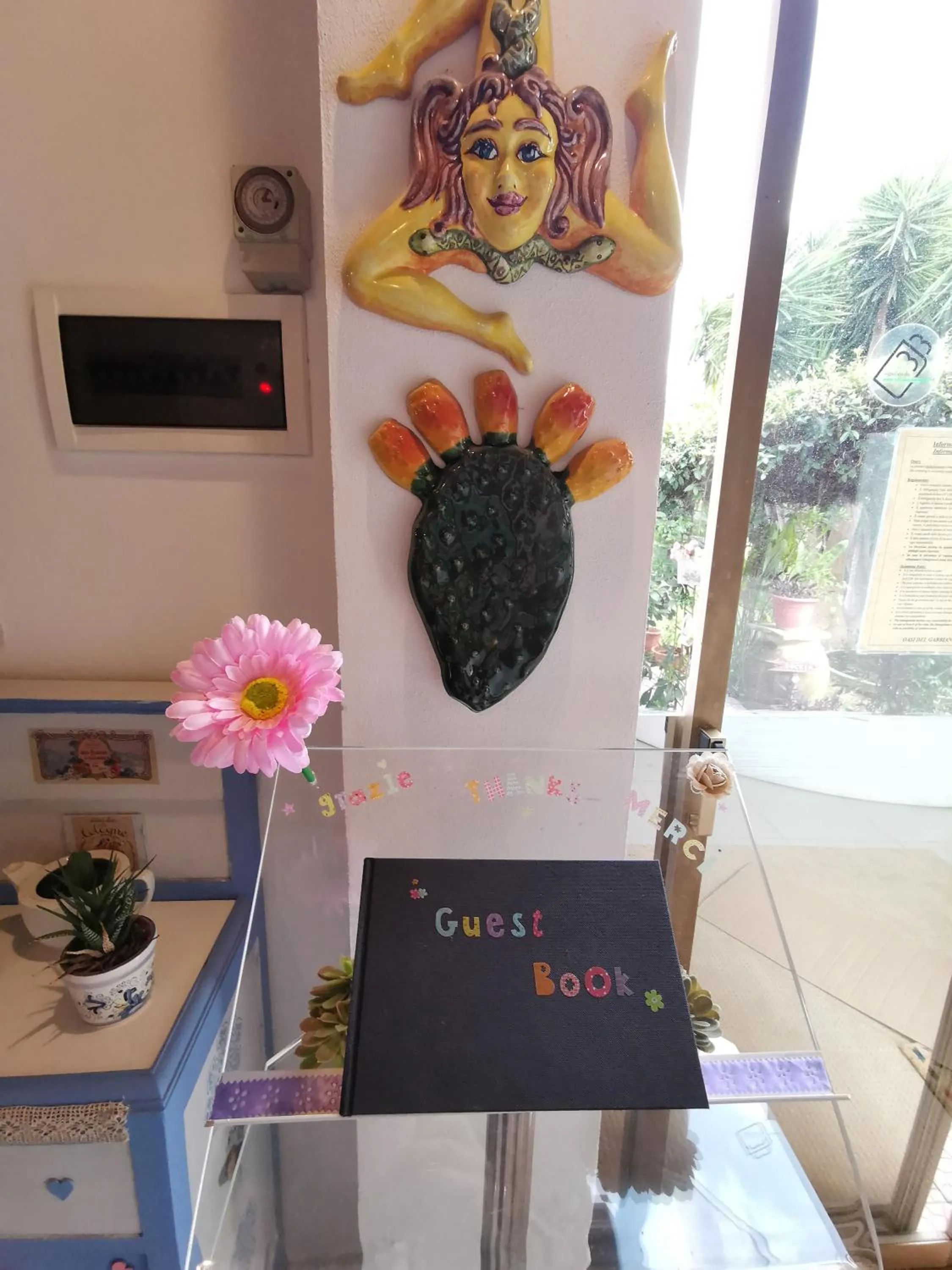 Decorative detail in Oasi Del Gabbiano