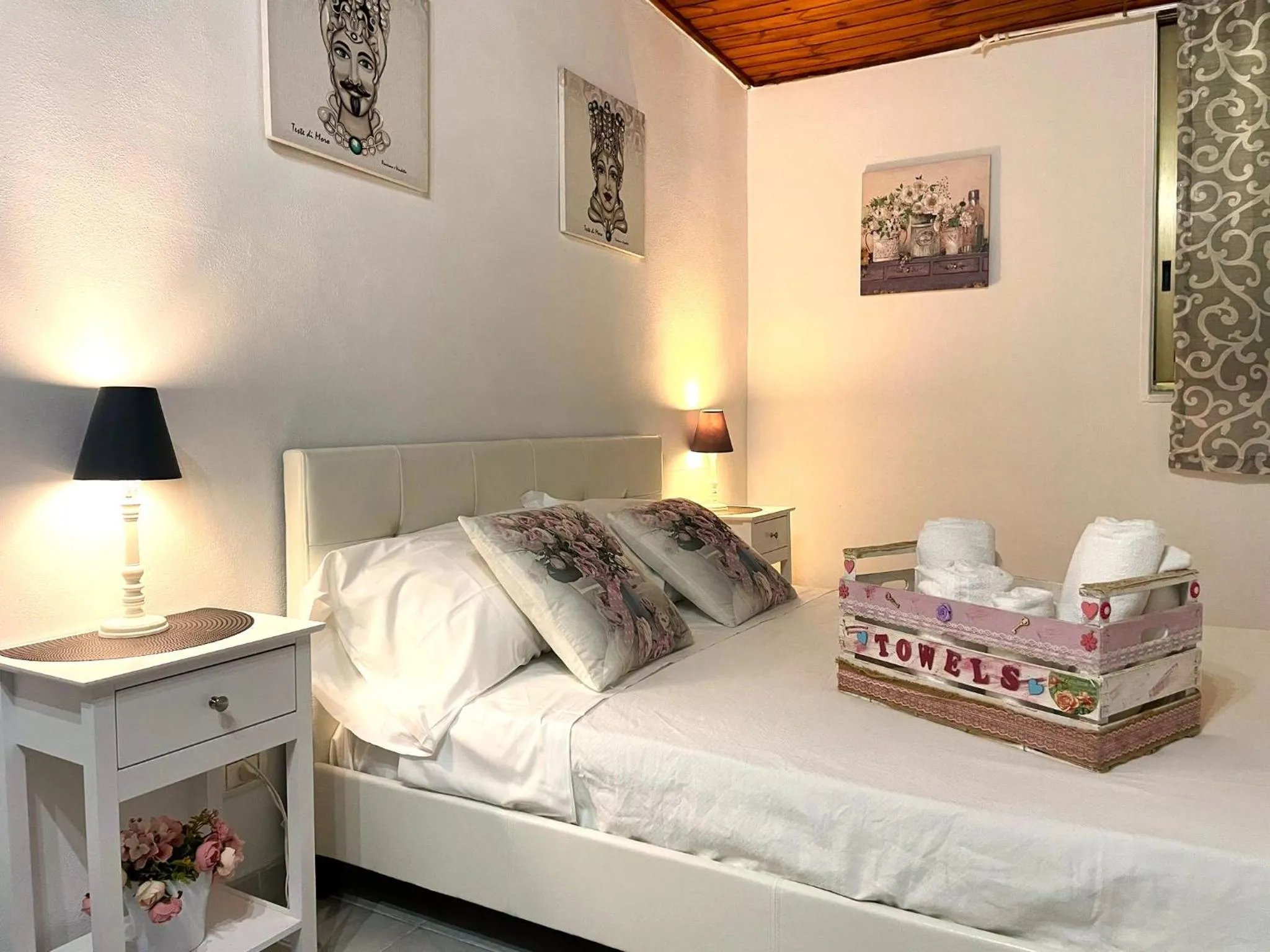 View (from property/room), Bed in Oasi Del Gabbiano