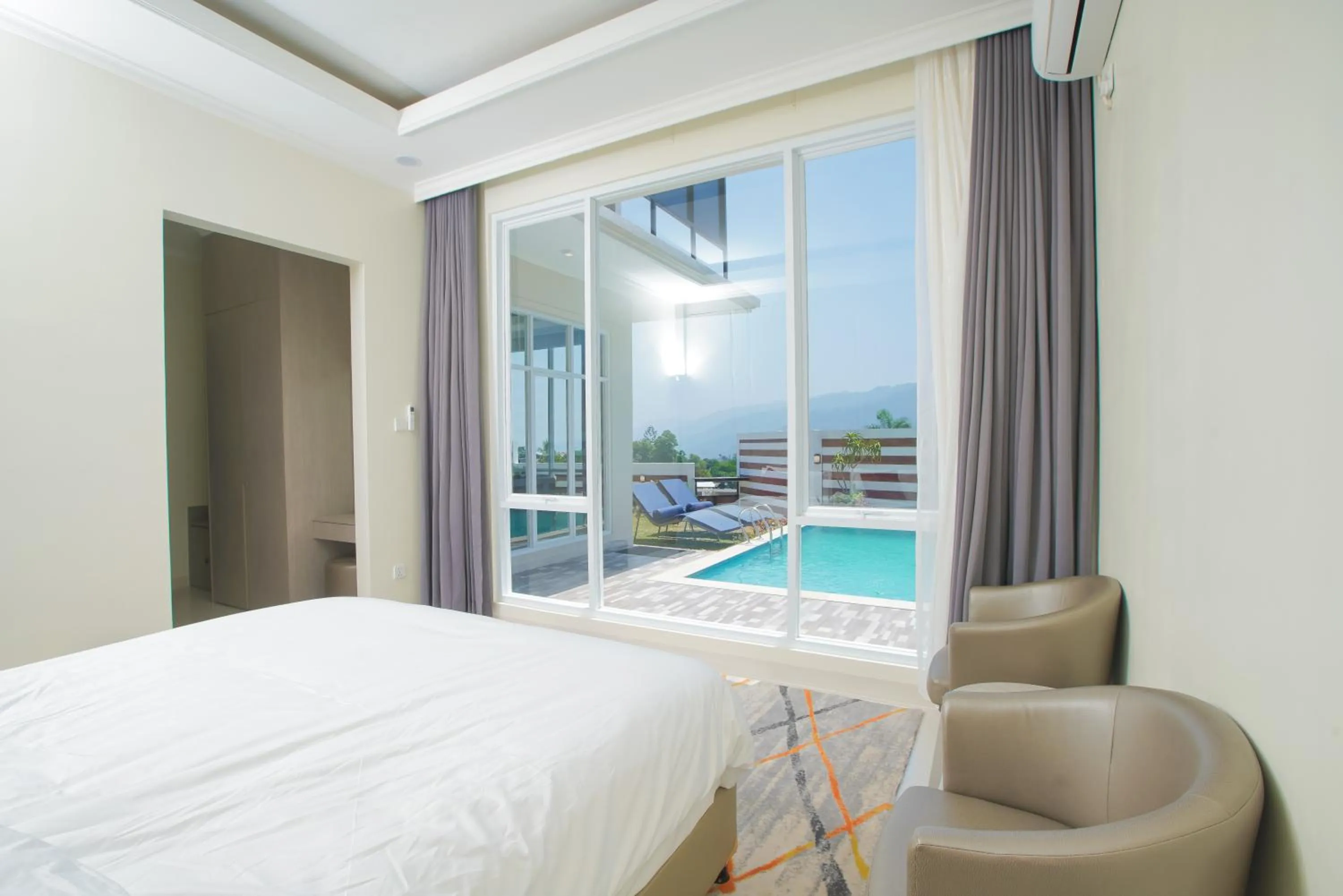 Bed in Nirvana Villas Puncak