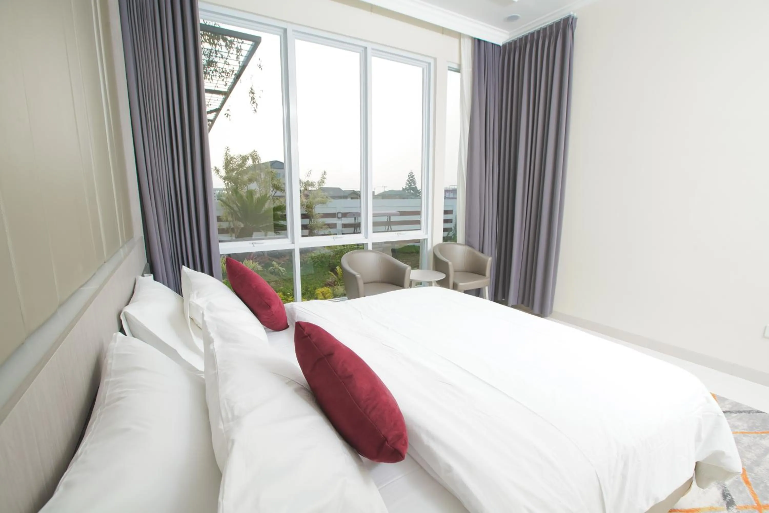 Bed in Nirvana Villas Puncak