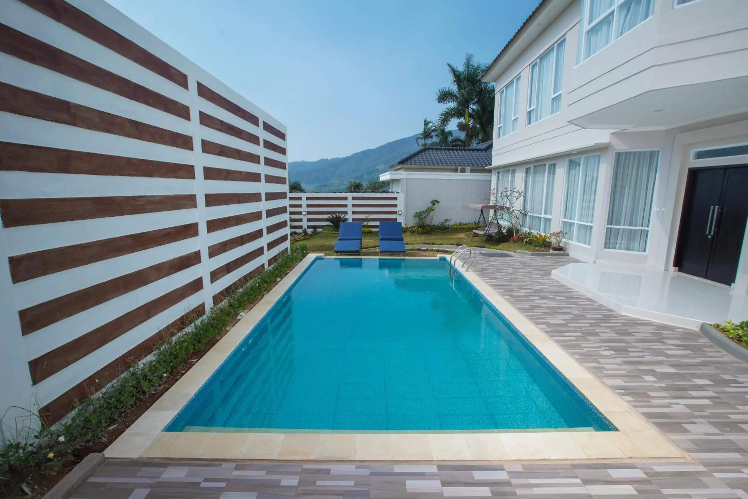 Nirvana Villas Puncak