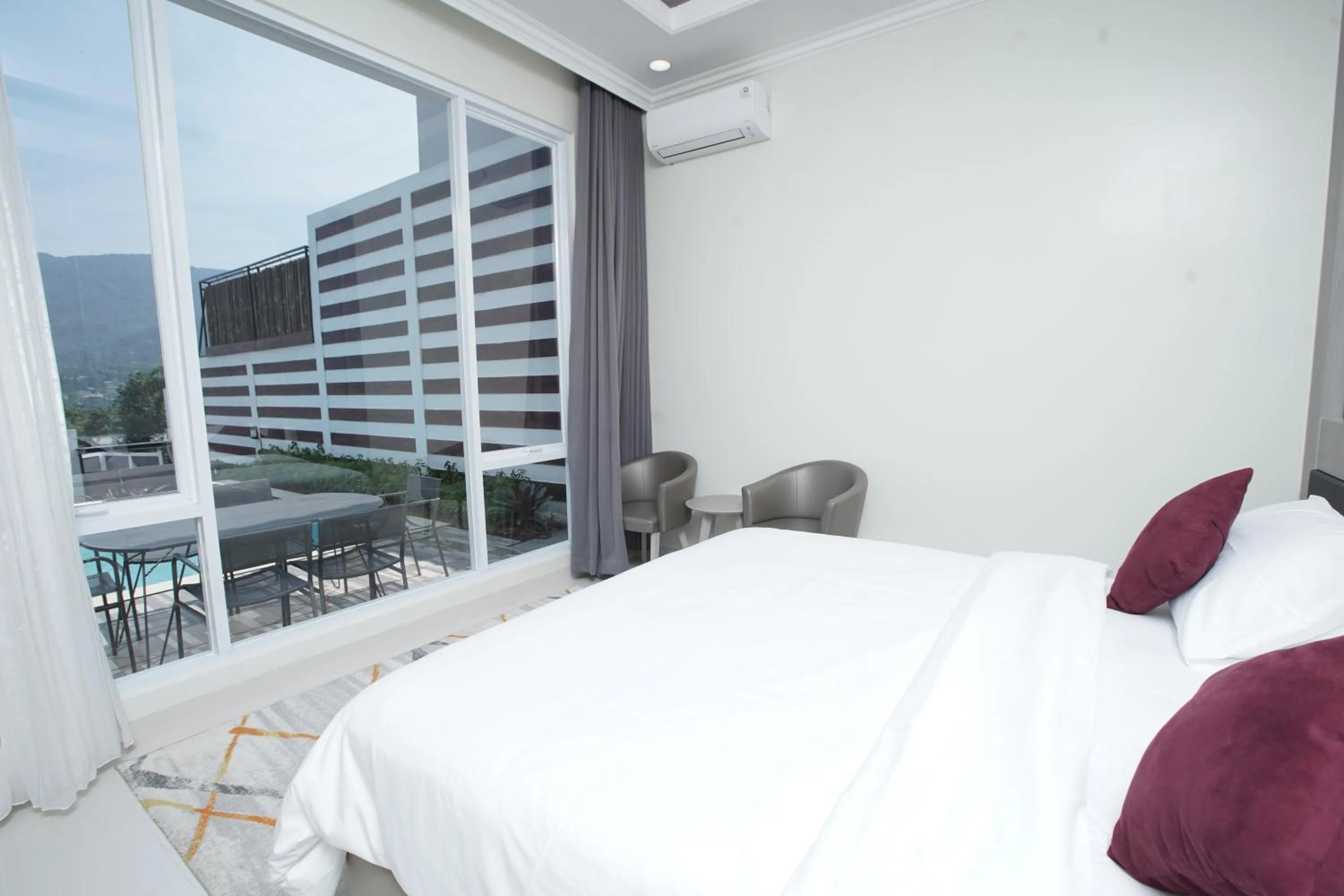 Bed in Nirvana Villas Puncak