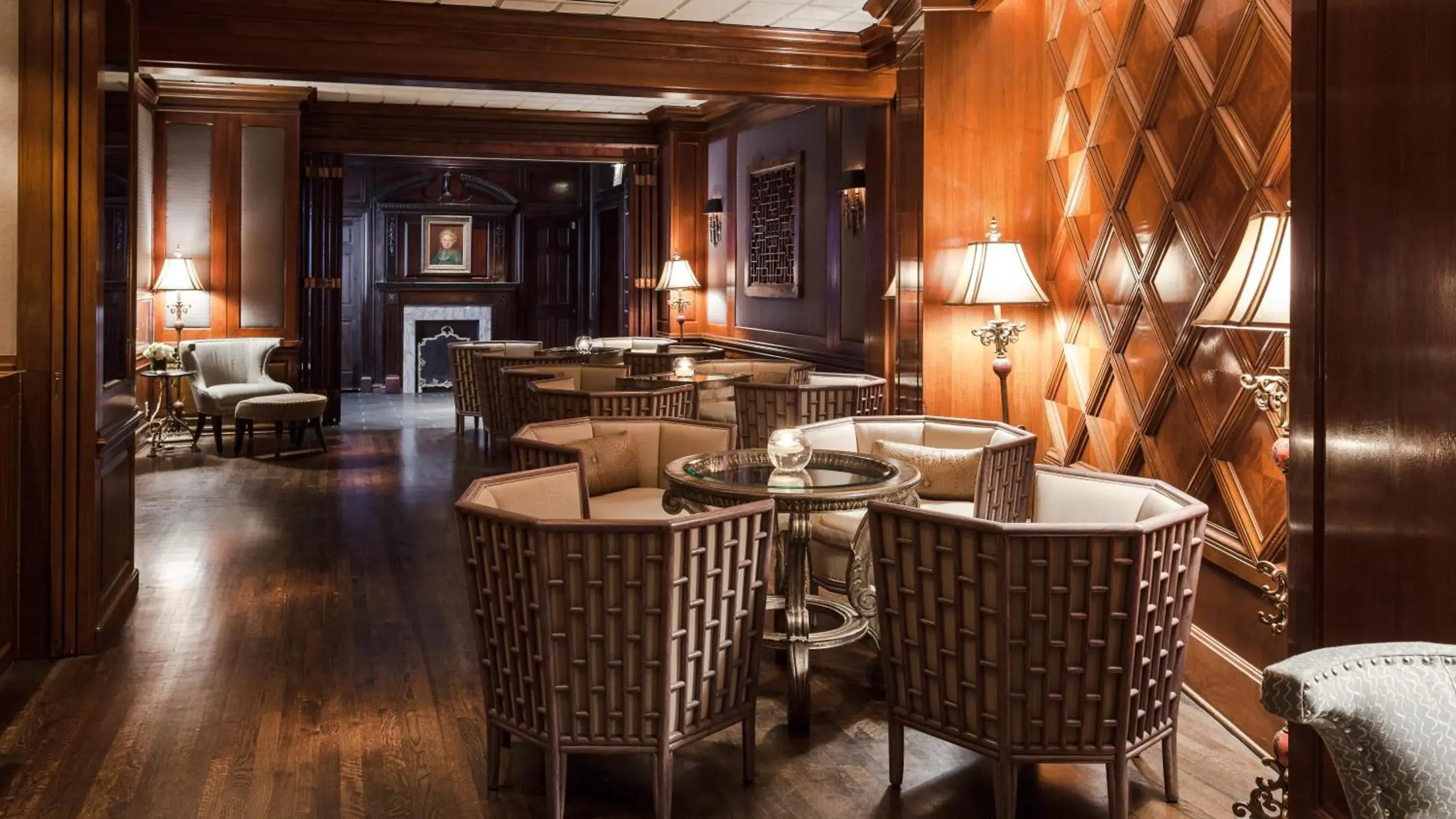 Lounge or bar in The Whitehall Hotel - BW Premier Collection Lounge or bar in The Whitehall Hotel - BW Premier Collection