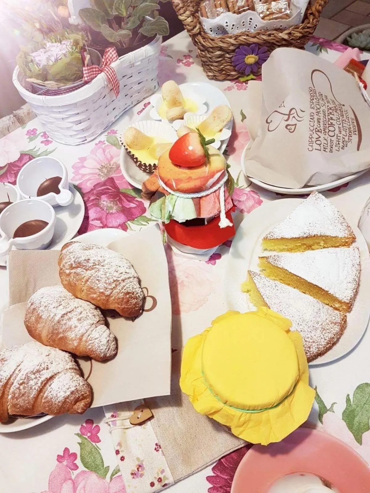 Food and drinks in B&B La Delice