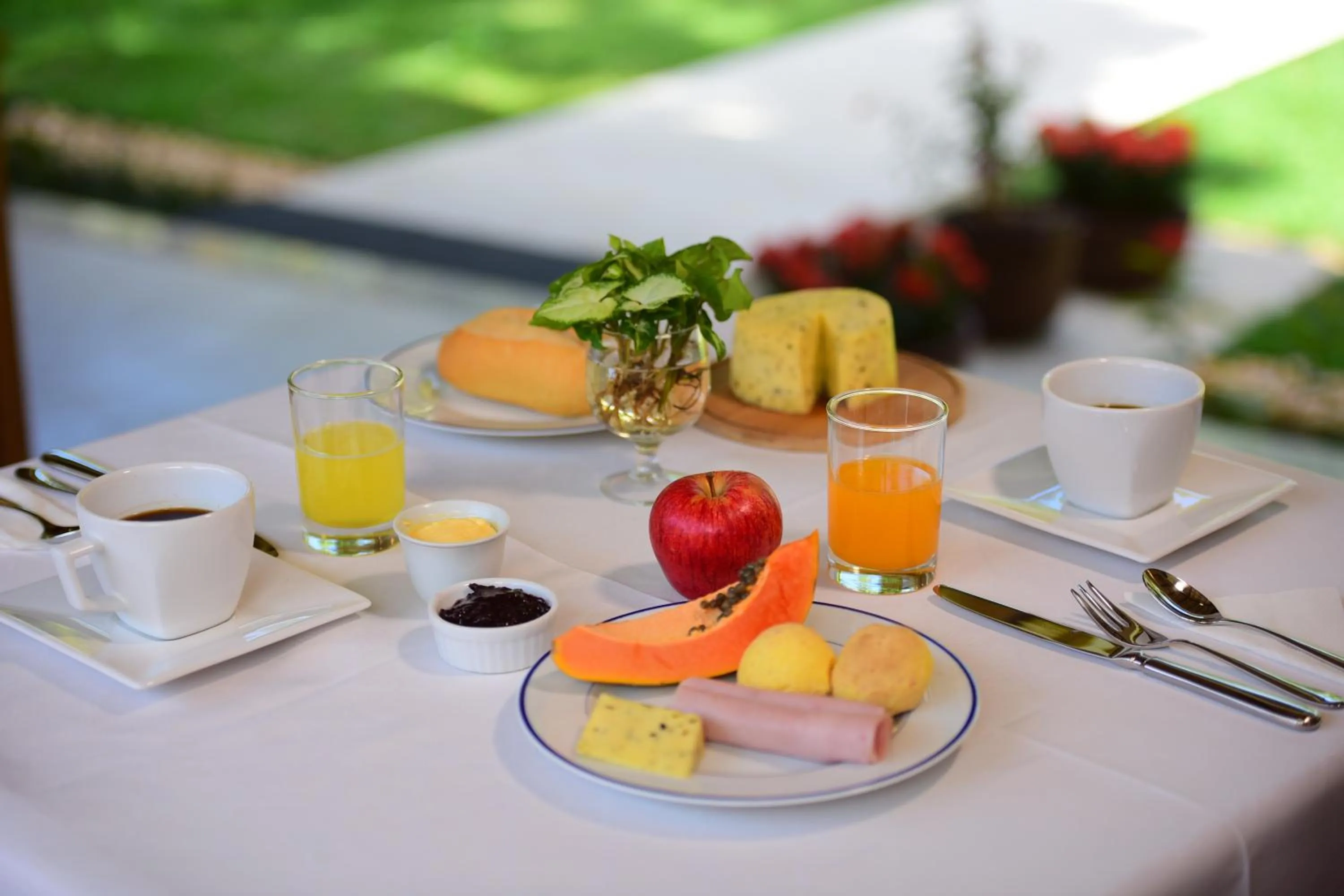 Breakfast in Quintas do Arraial Guest House