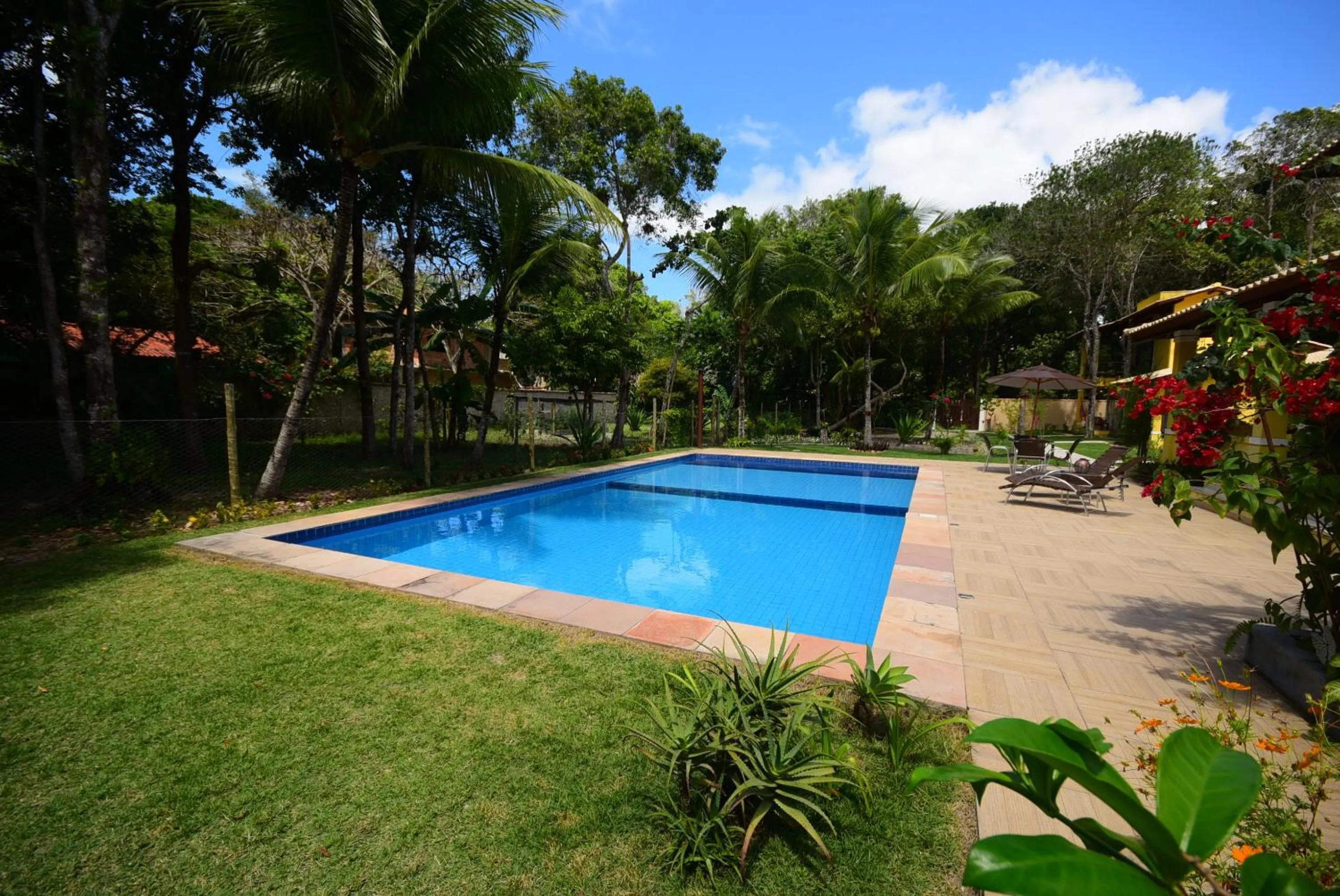 Swimming pool in Quintas do Arraial Guest House