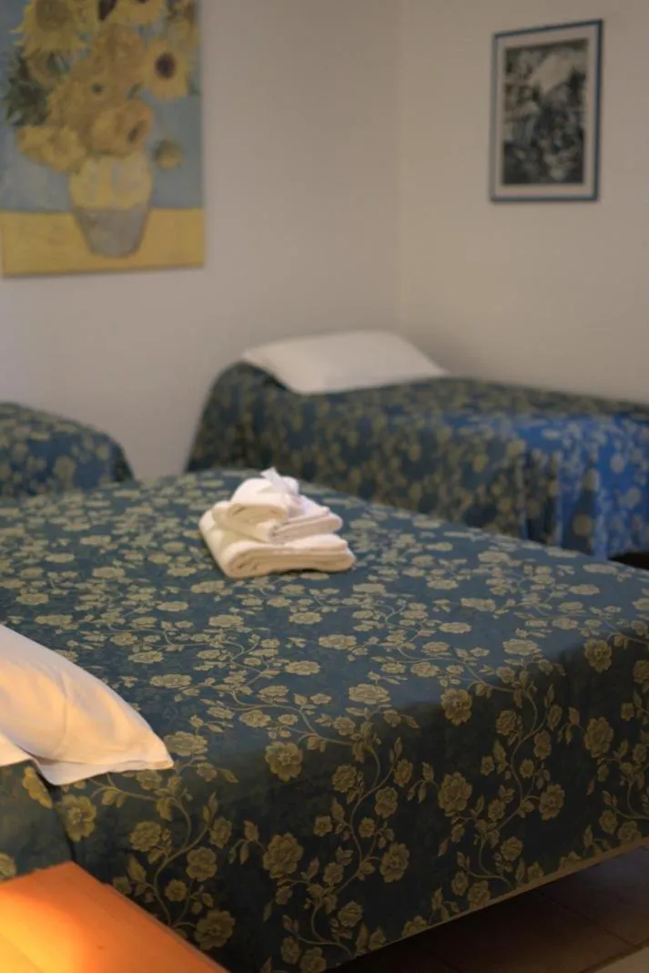 Bed in Hotel Il Melograno