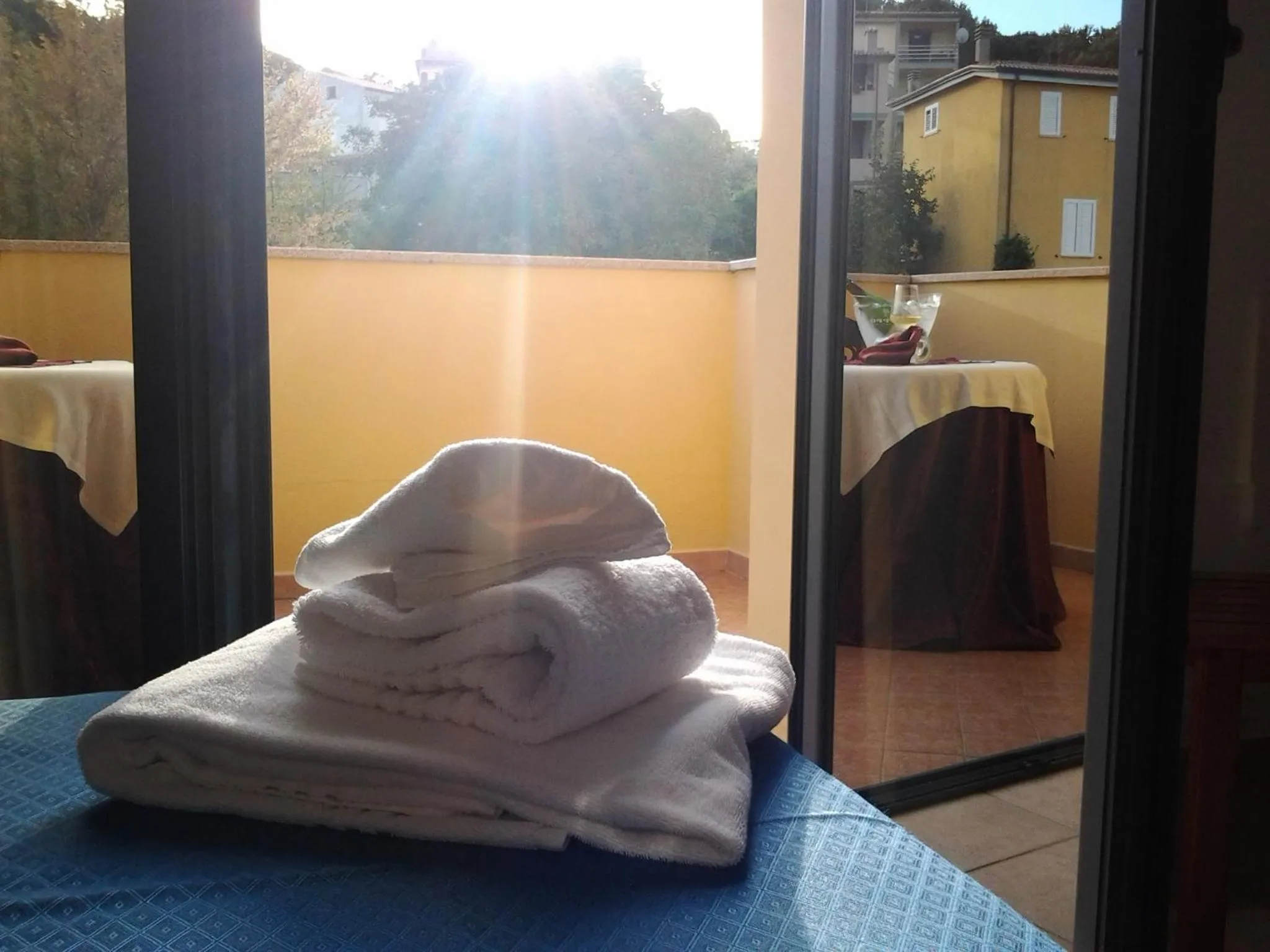 Bed in Hotel Il Melograno