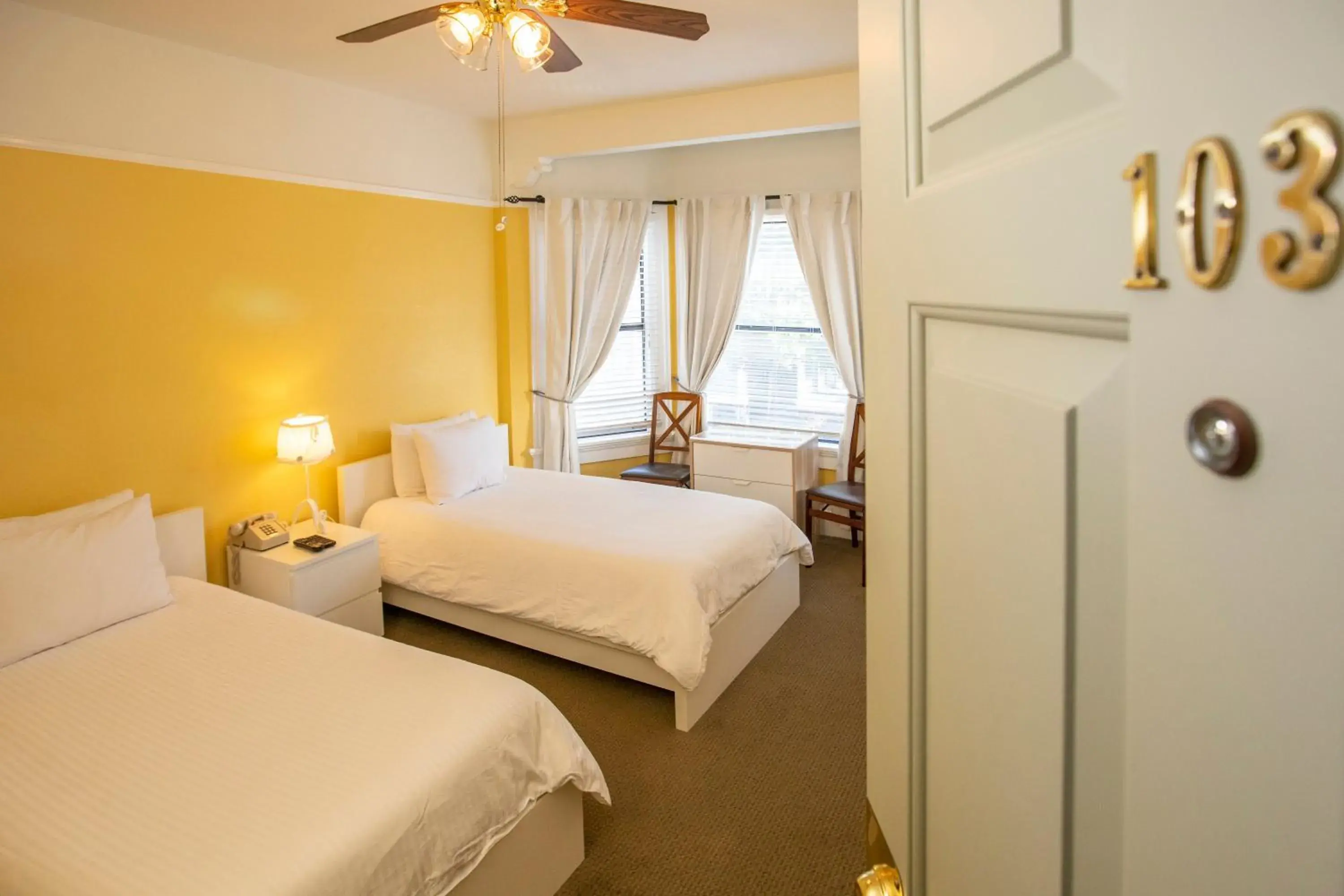 Other, Bed in Hayes Valley Inn Other, Bed in Hayes Valley Inn