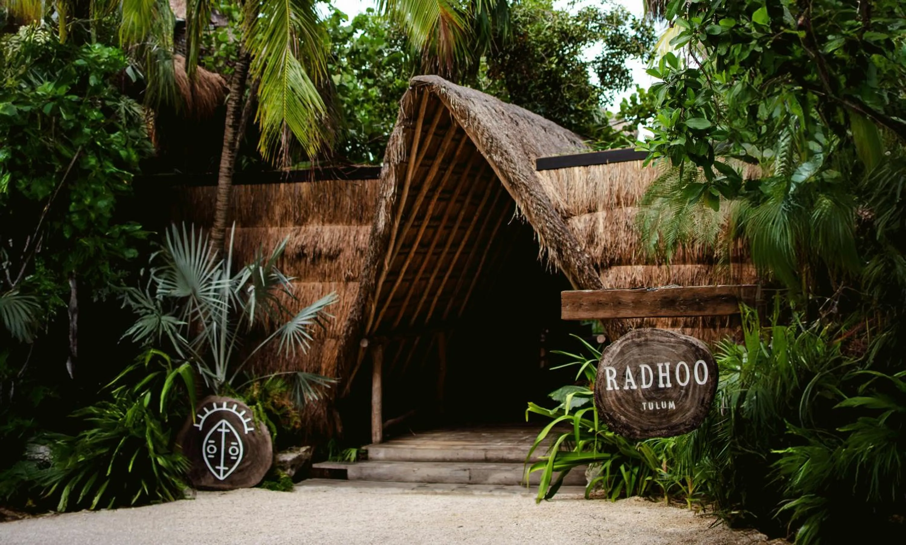 Facade/entrance in Radhoo Tulum
