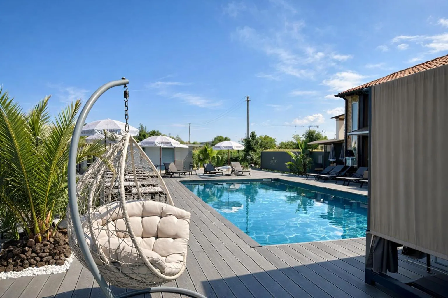 Pool view in RESIDENCE BACO Da SETA