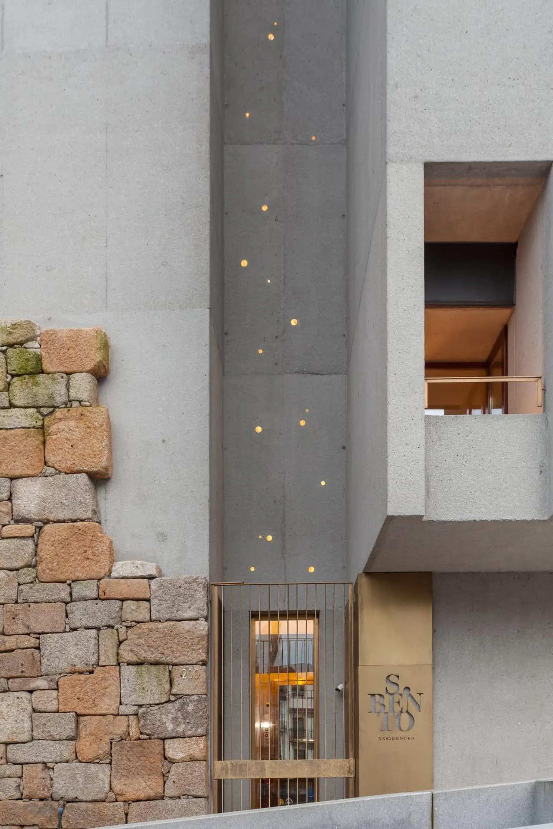 Property building in S.Bento Residences Property building in S.Bento Residences