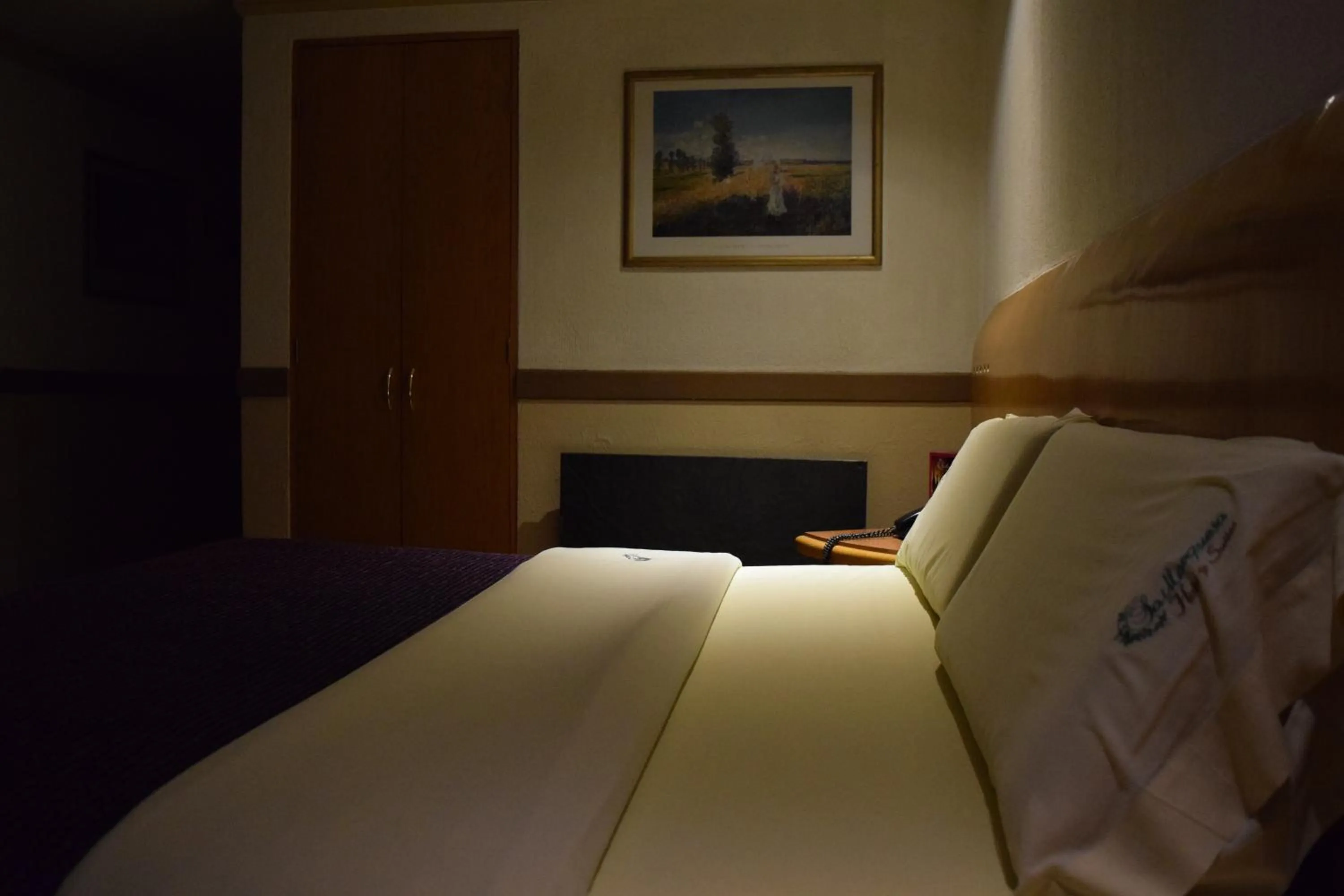 Bed in Hotel & Suites La Marquesa