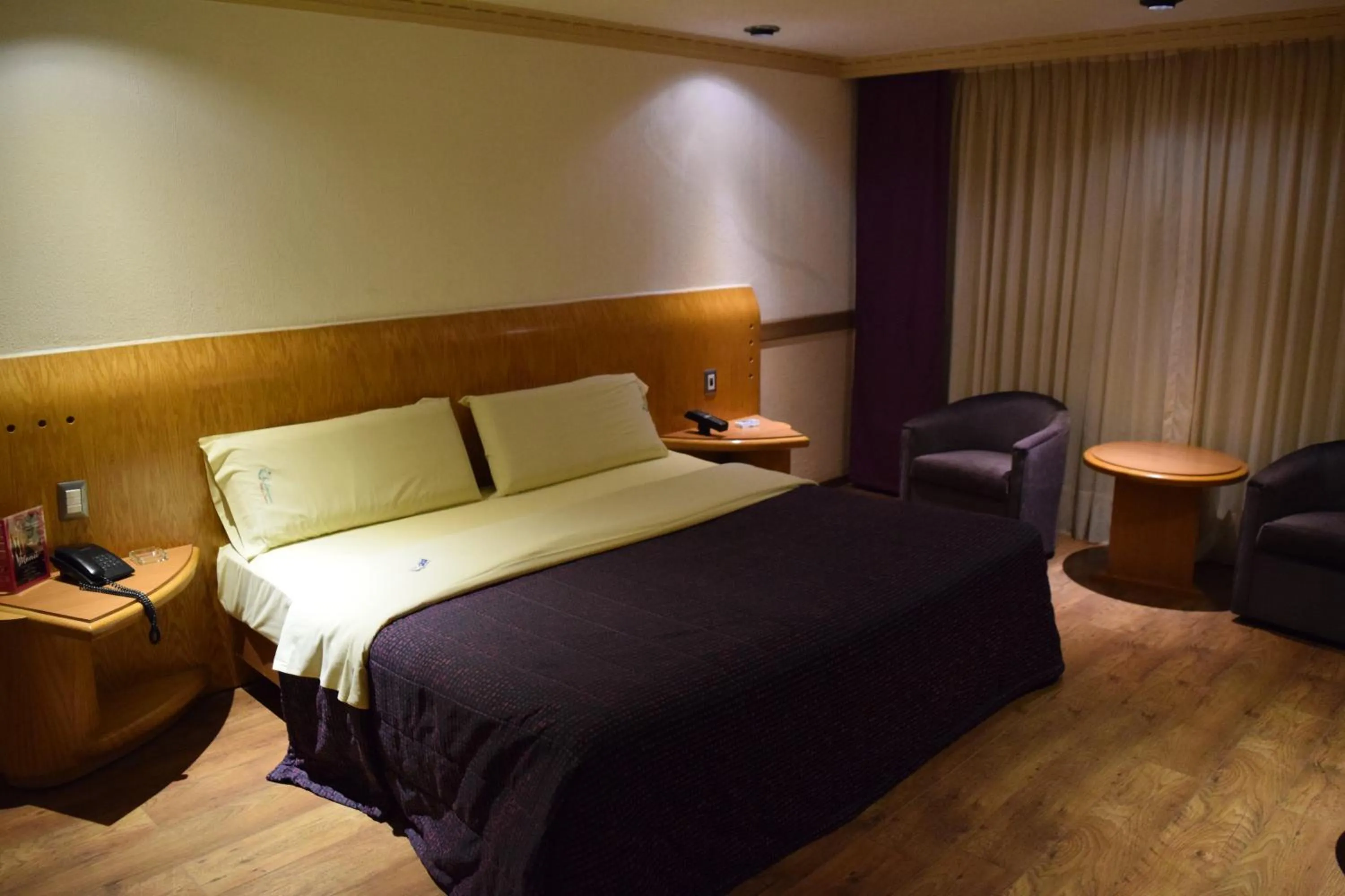 Bed in Hotel & Suites La Marquesa