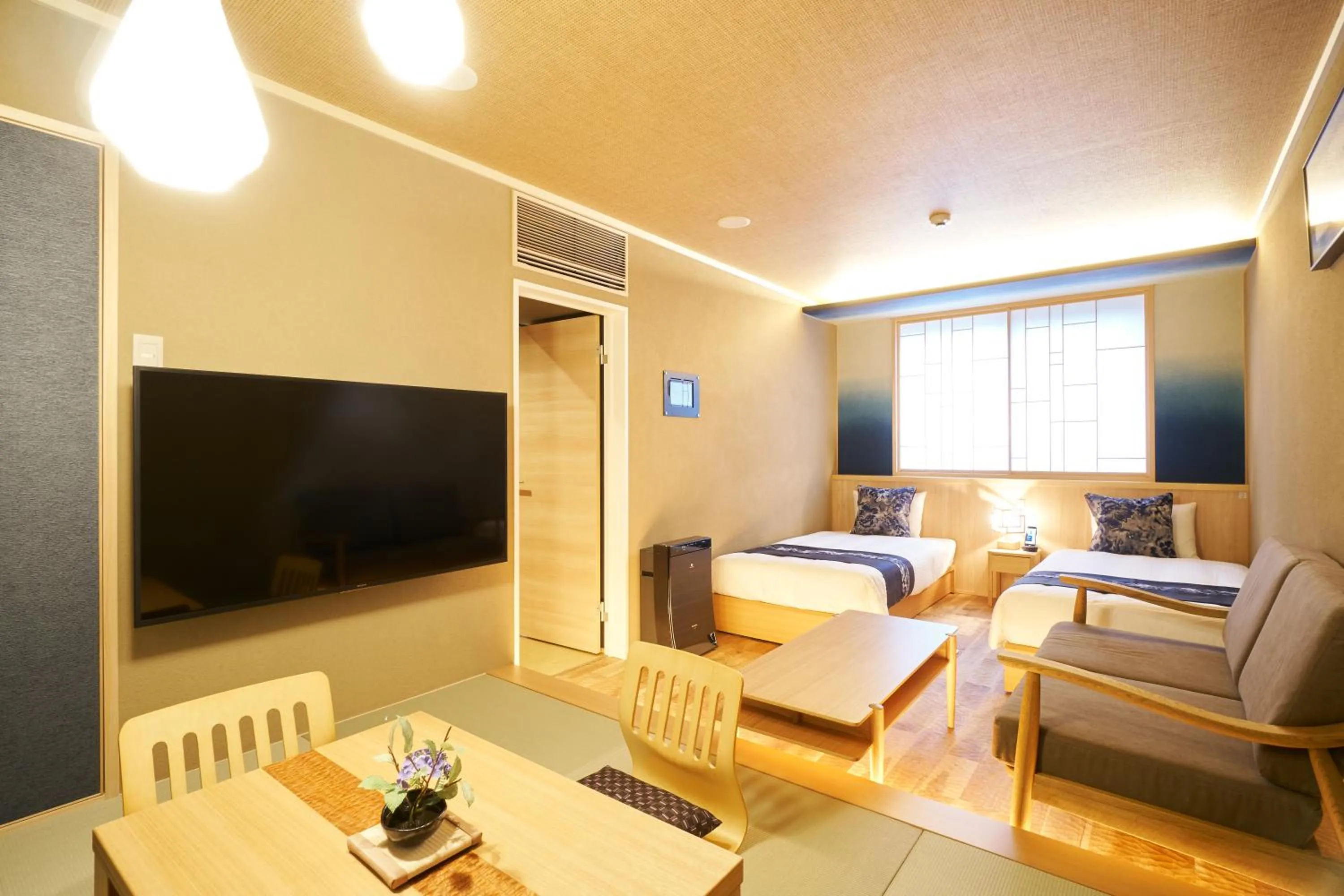 TV and multimedia in プライベートホテル 四季の彩