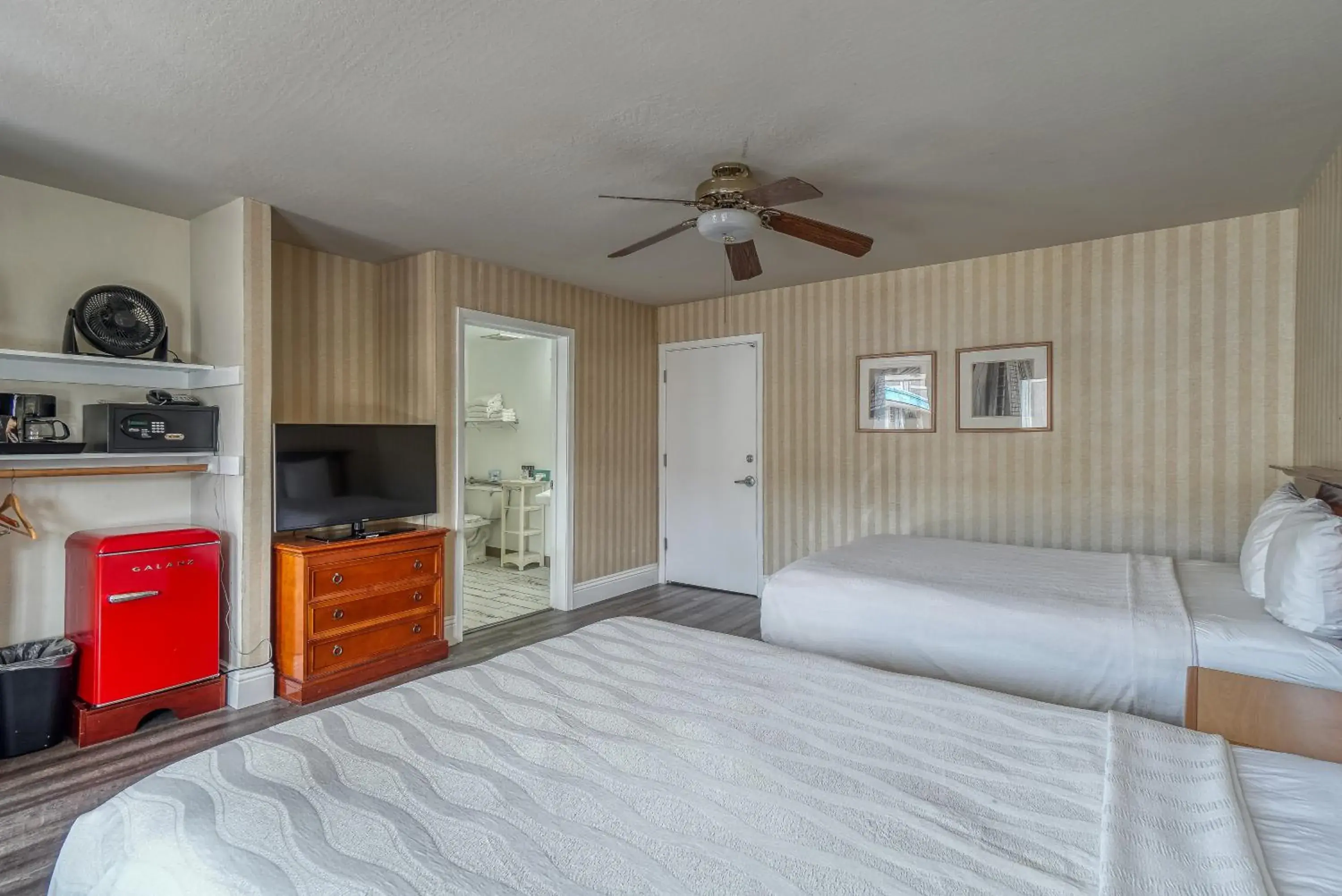 TV and multimedia, Bed in The Wharf Inn TV and multimedia, Bed in The Wharf Inn