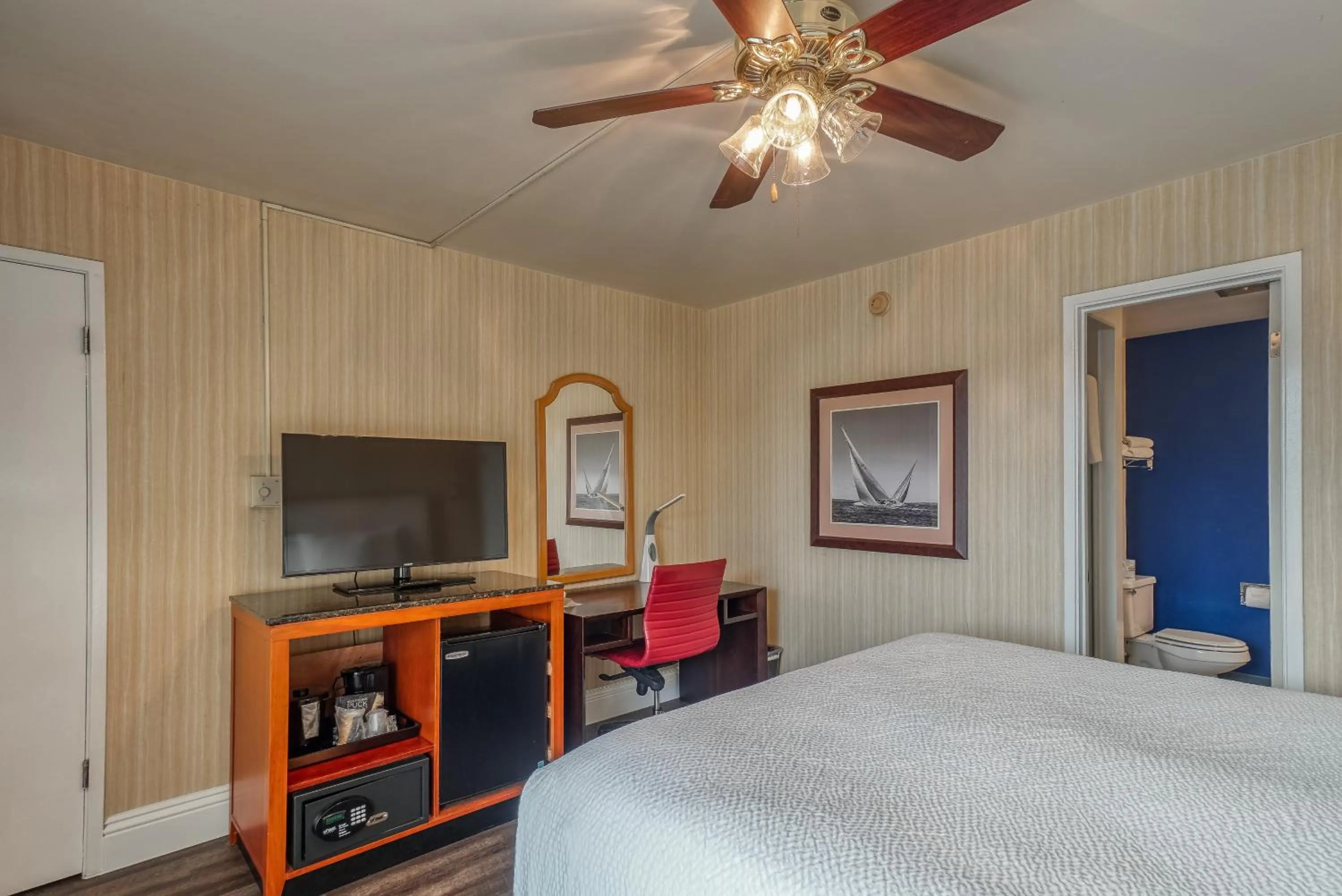 TV and multimedia, Bed in The Wharf Inn