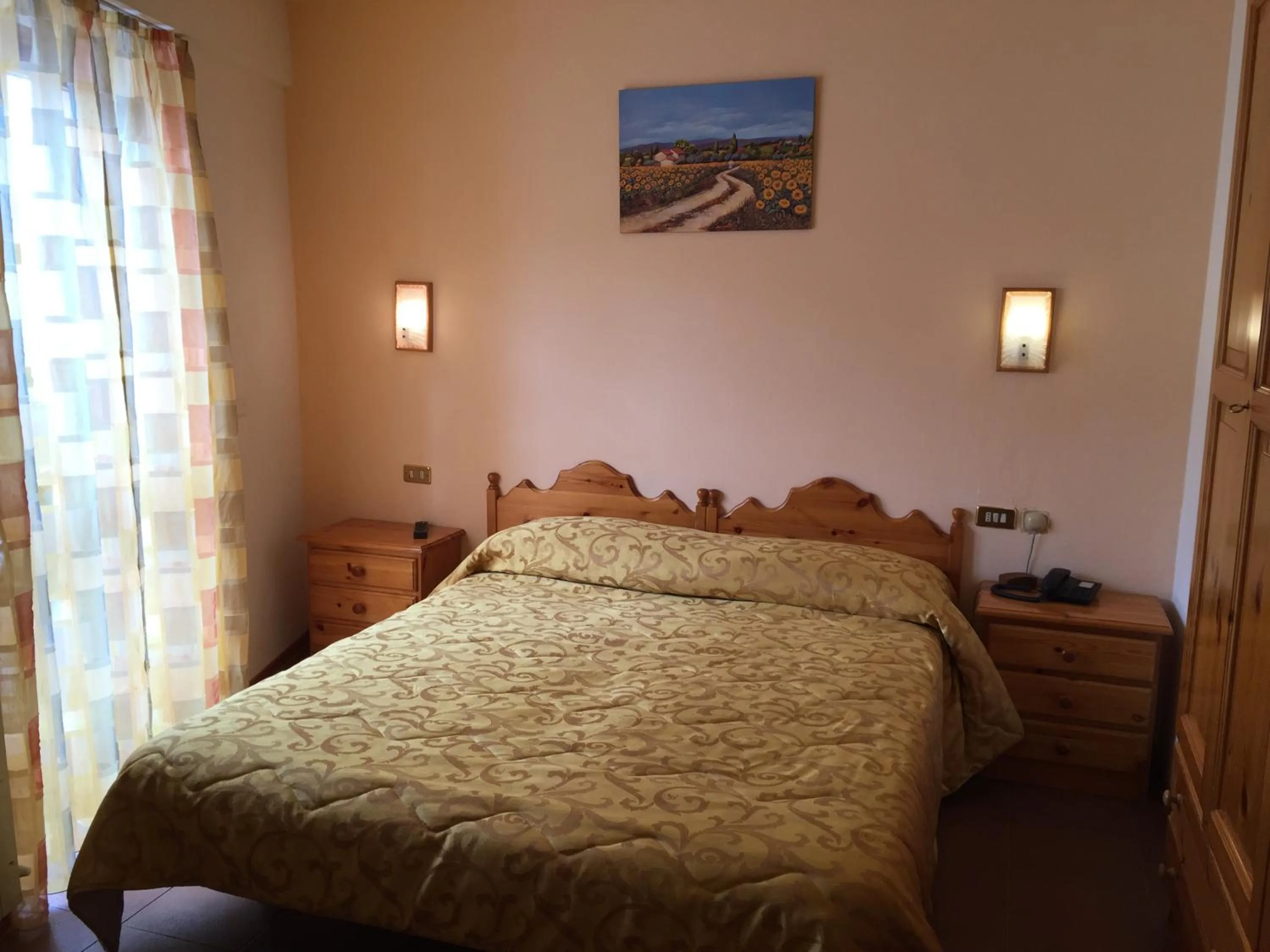 Bedroom, Bed in Hotel Campo Felice