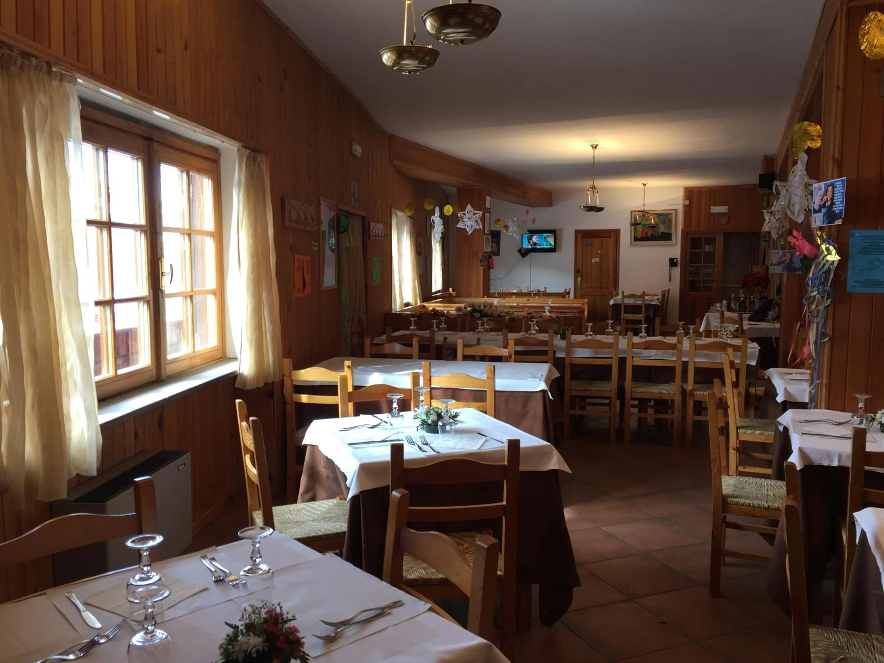 Restaurant/places to eat in Hotel Campo Felice