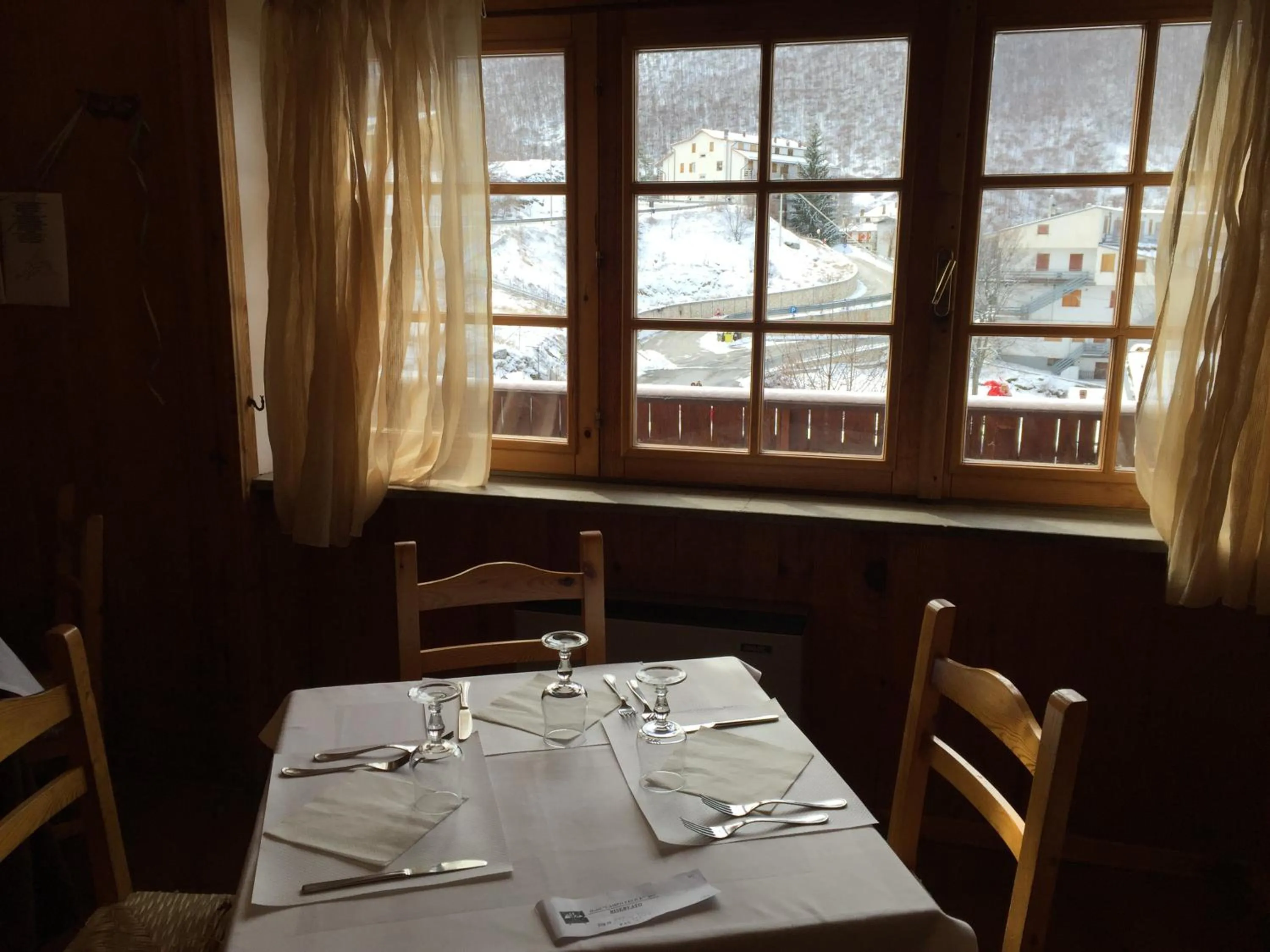 Restaurant/places to eat in Hotel Campo Felice