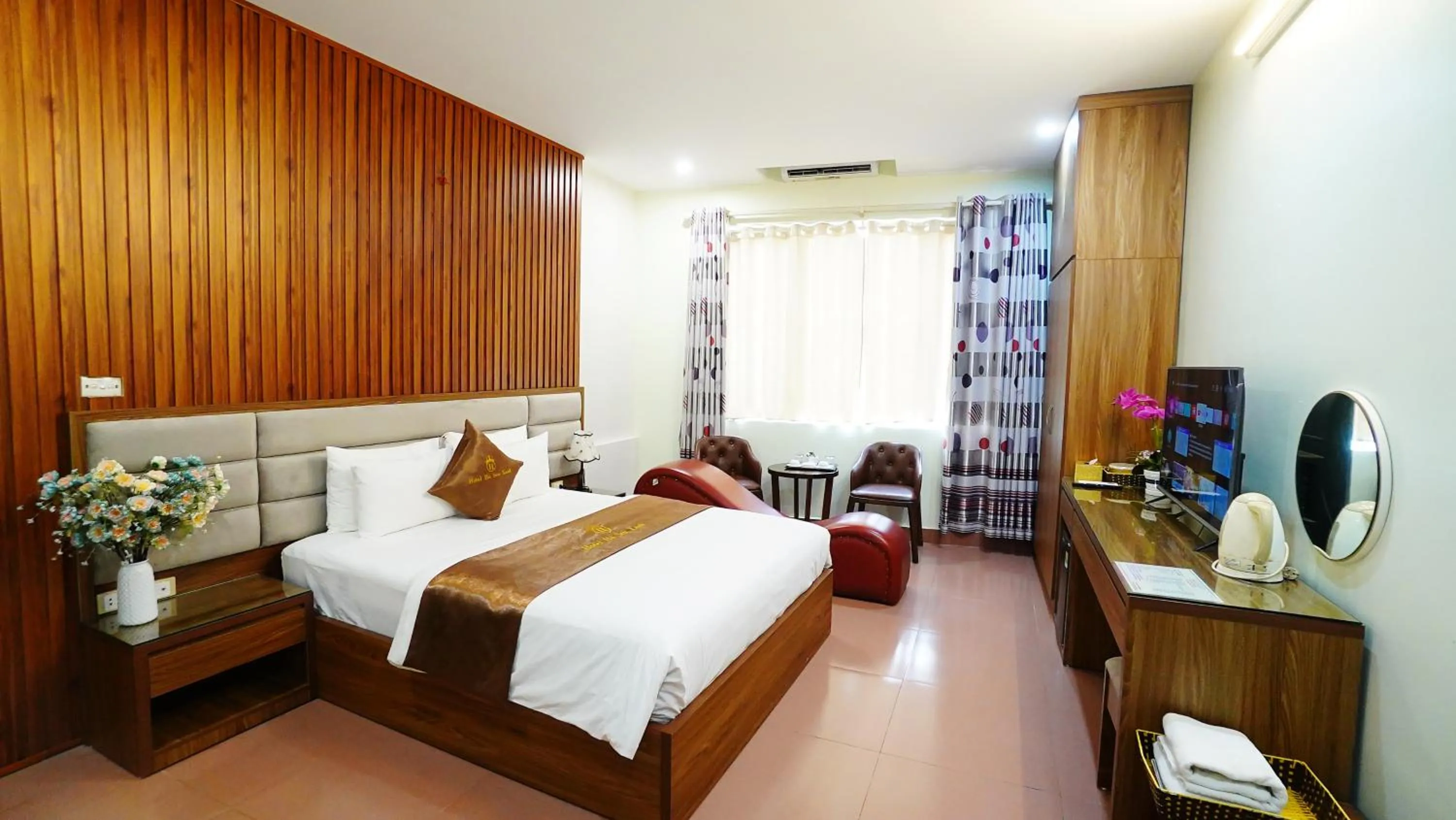 Bed in Ho Sen Xanh Hotel