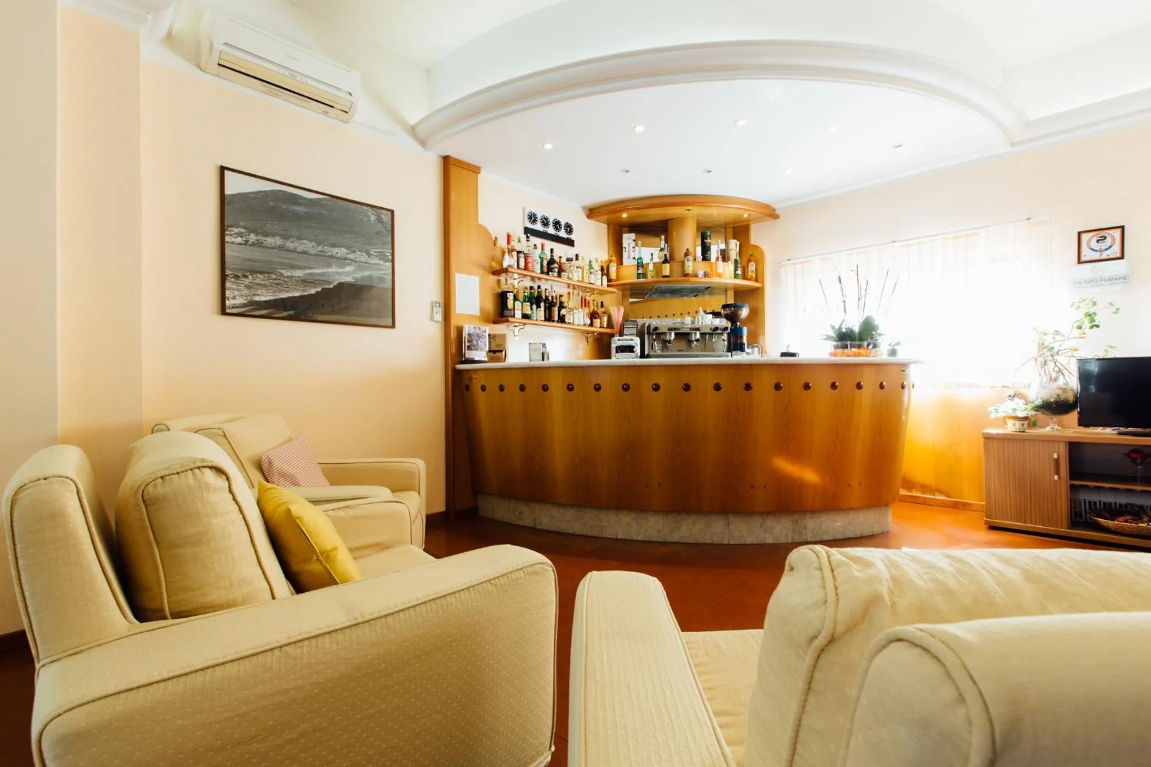 Communal lounge/ TV room in Hotel Cala Di Forno