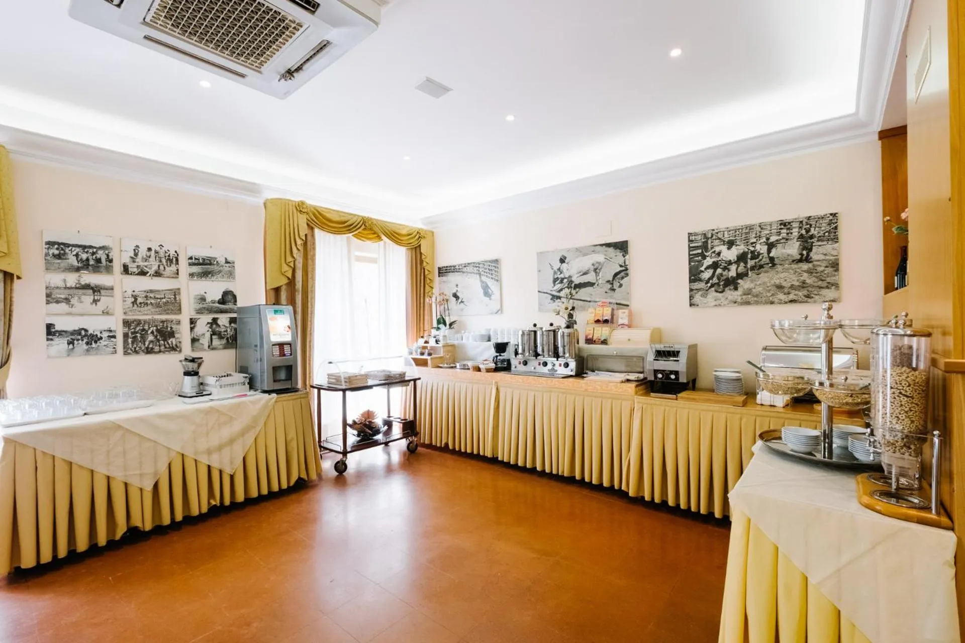 Restaurant/places to eat in Hotel Cala Di Forno