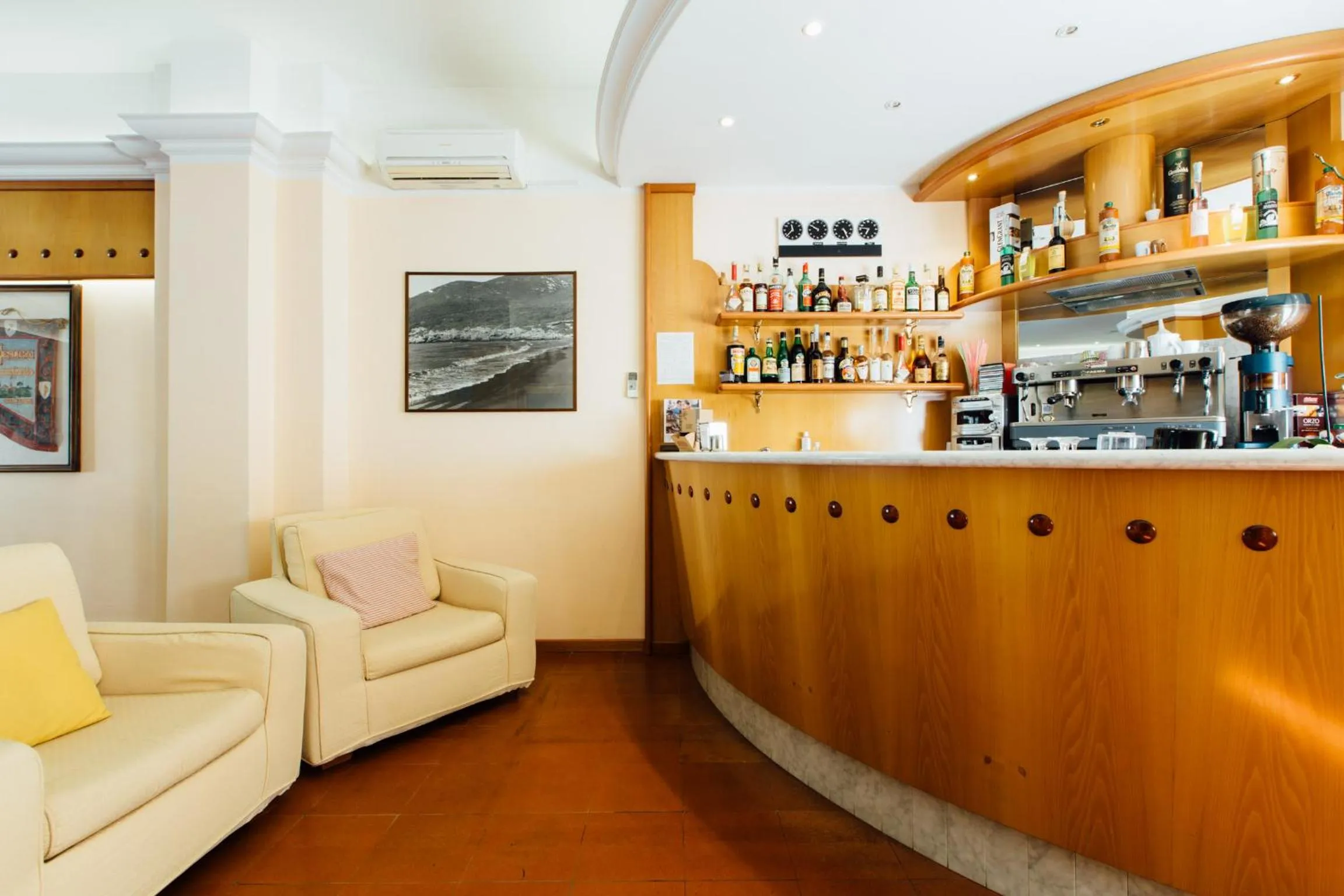 Communal lounge/ TV room in Hotel Cala Di Forno