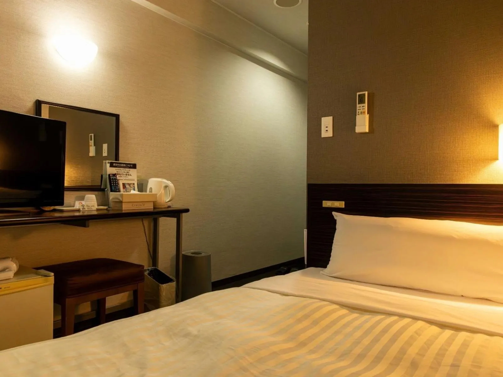 Photo of the whole room, Bed in Super Hotel Matsusaka