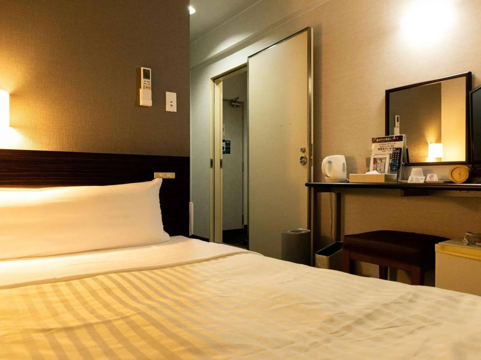 Photo of the whole room, Bed in Super Hotel Matsusaka