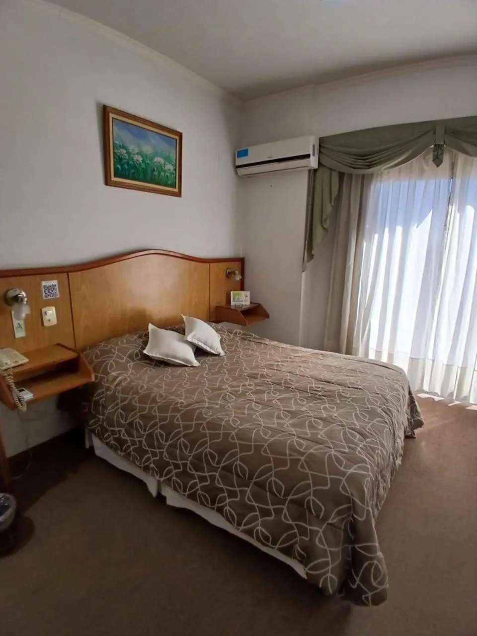 Property building, Bed in Hotel Aguaý