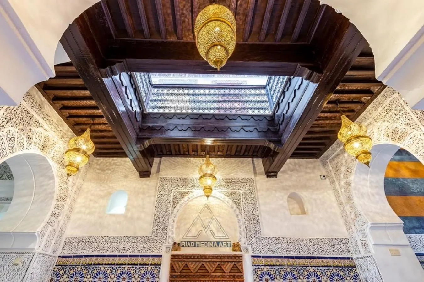 Library in Riad Medina Art & Suites